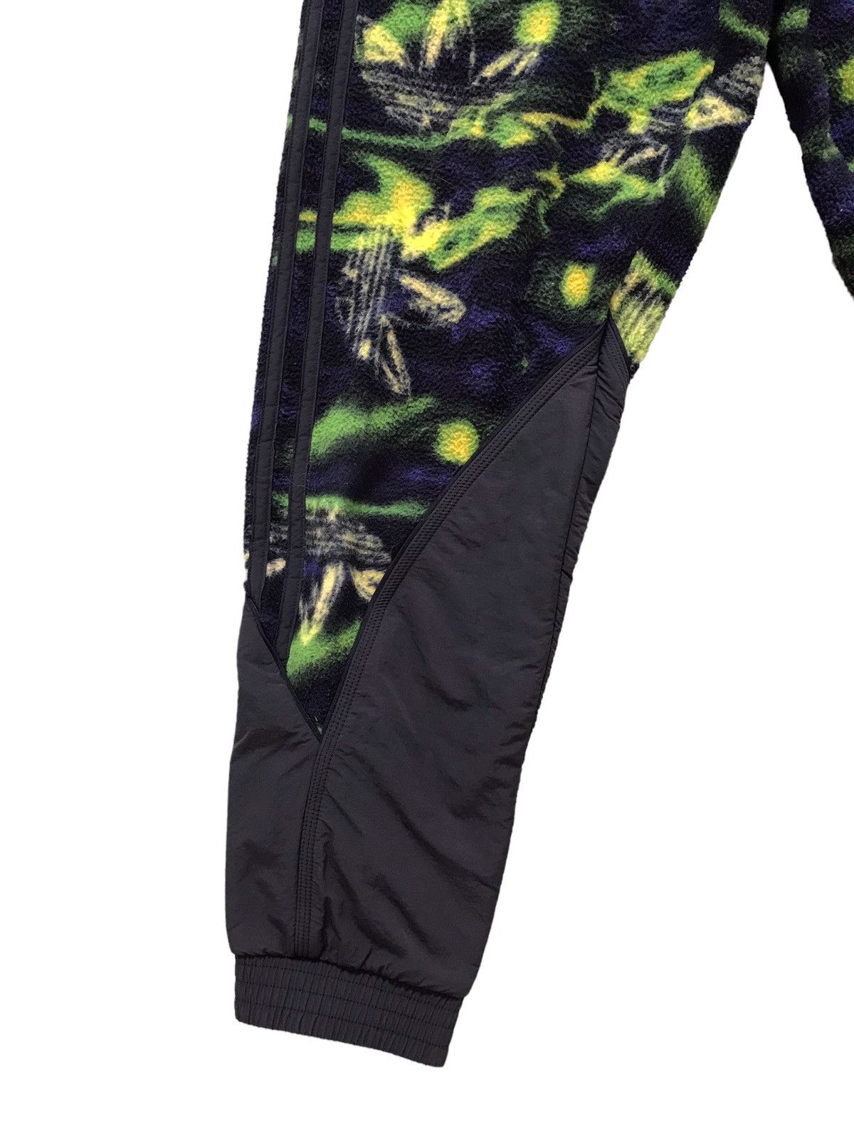 Adidas Adidas Big Trefoil Over Print Fleece Pants Size US 28 / EU 44 - 3 Thumbnail