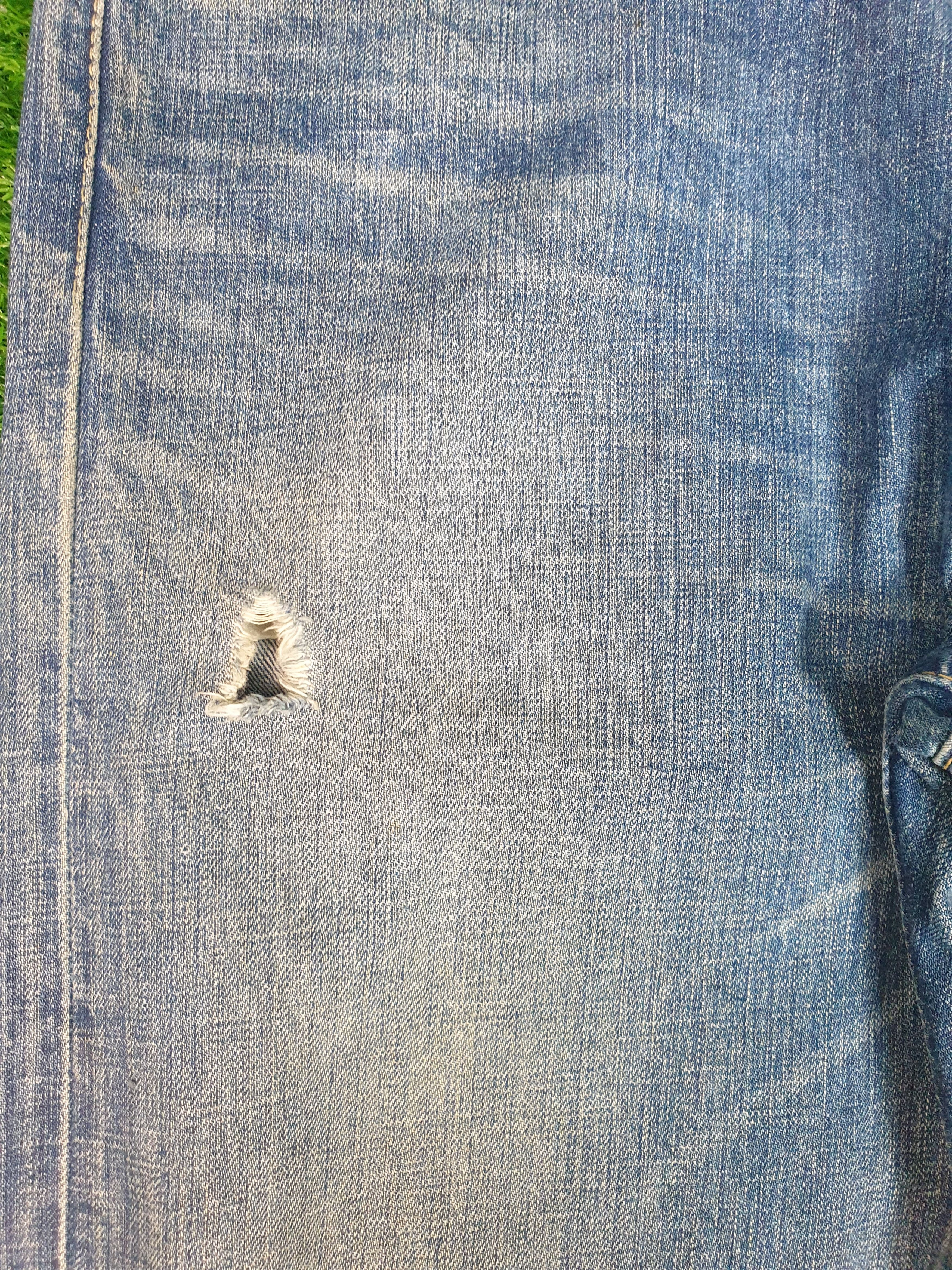 Levi's Vintage Clothing Vintage LEVIS 501 Faded Distressed 34X32 Jeans L0060 Size US 34 / EU 50 - 8 Thumbnail