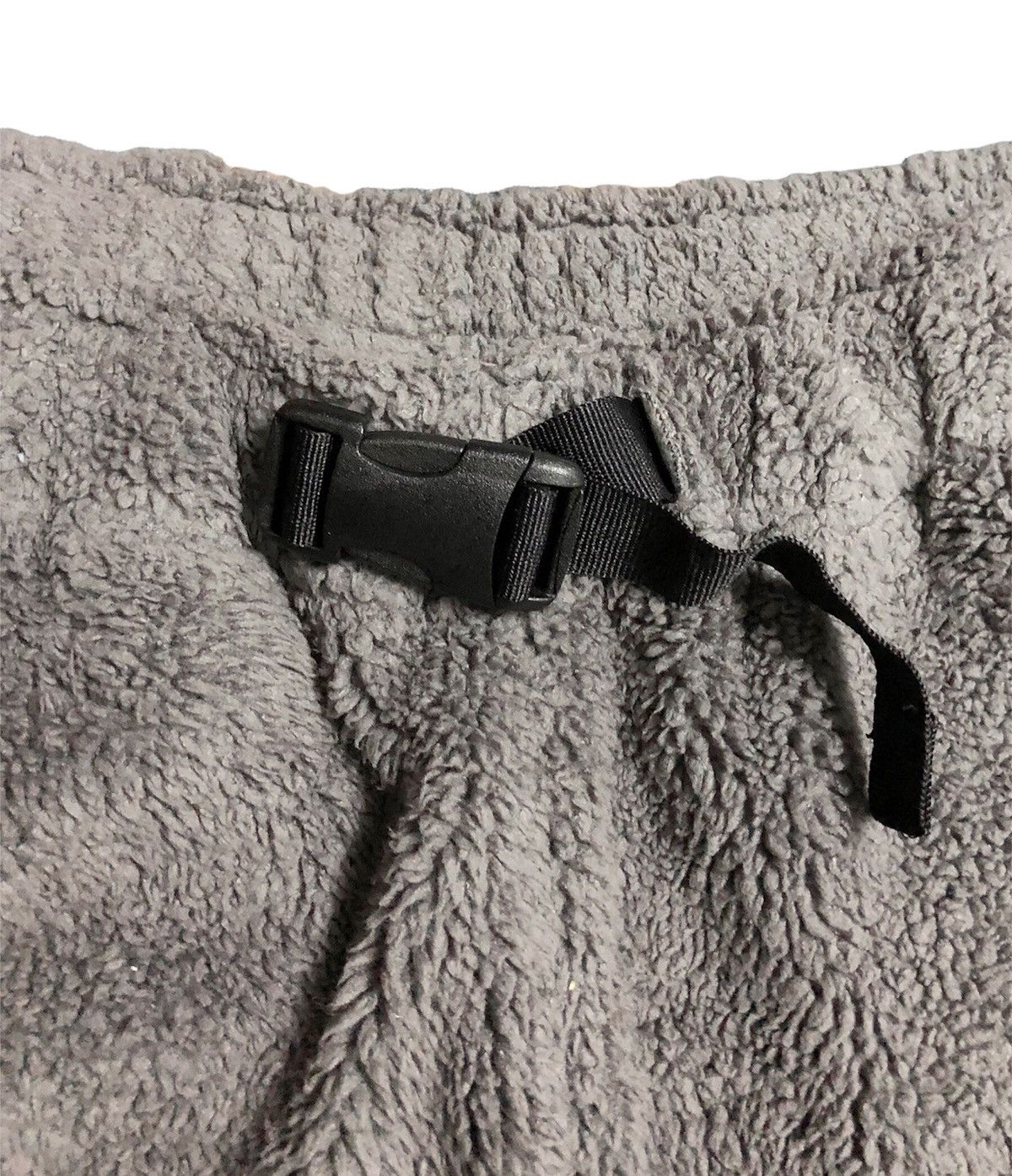 Japanese Brand FW2011 Alpine Design short fleece Size US 30 / EU 46 - 9 Thumbnail