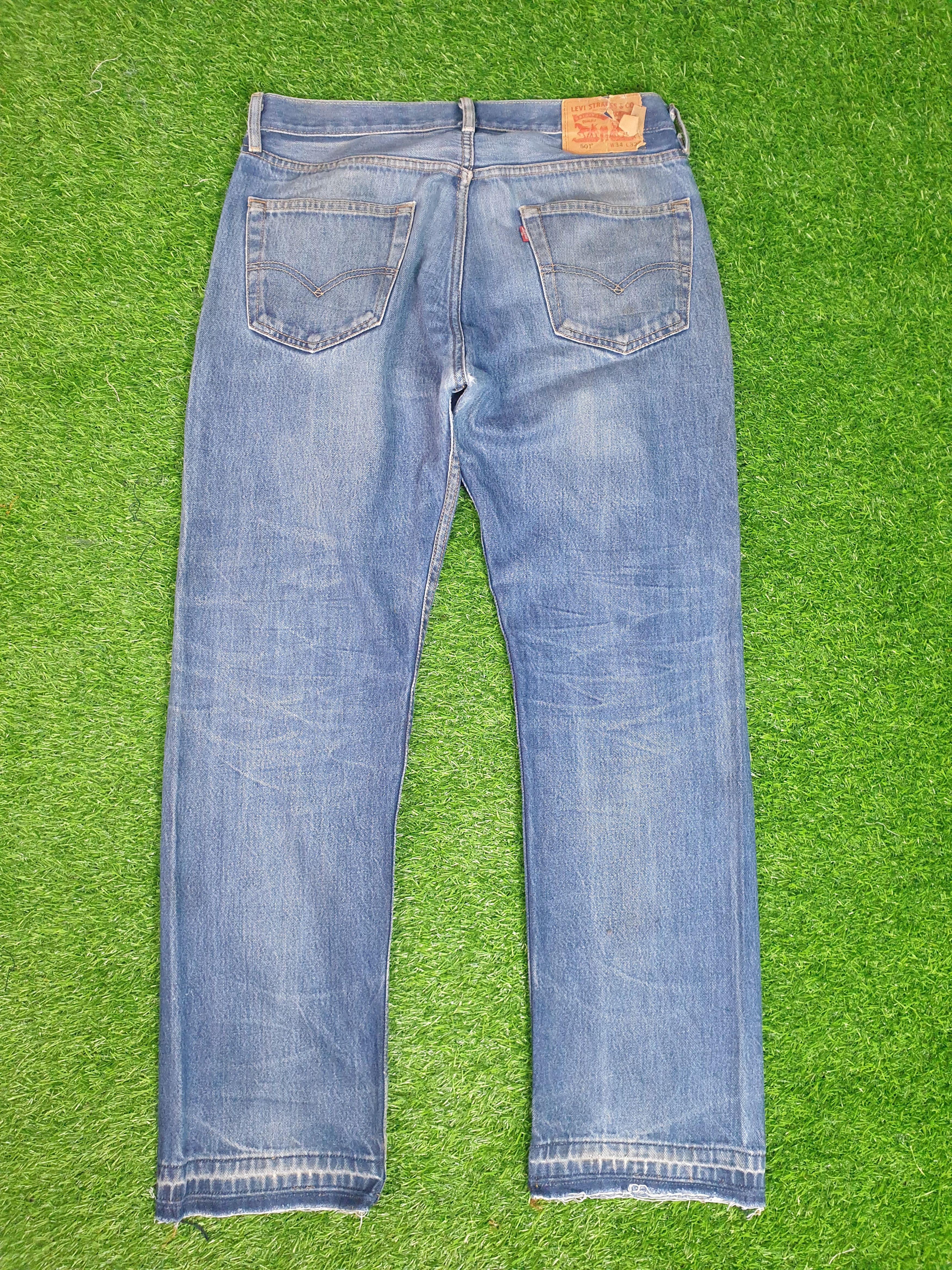 Levi's Vintage LEVIS 501 Faded Distressed Size 34X31 Jeans L0063 Size US 34 / EU 50 - 2 Thumbnail