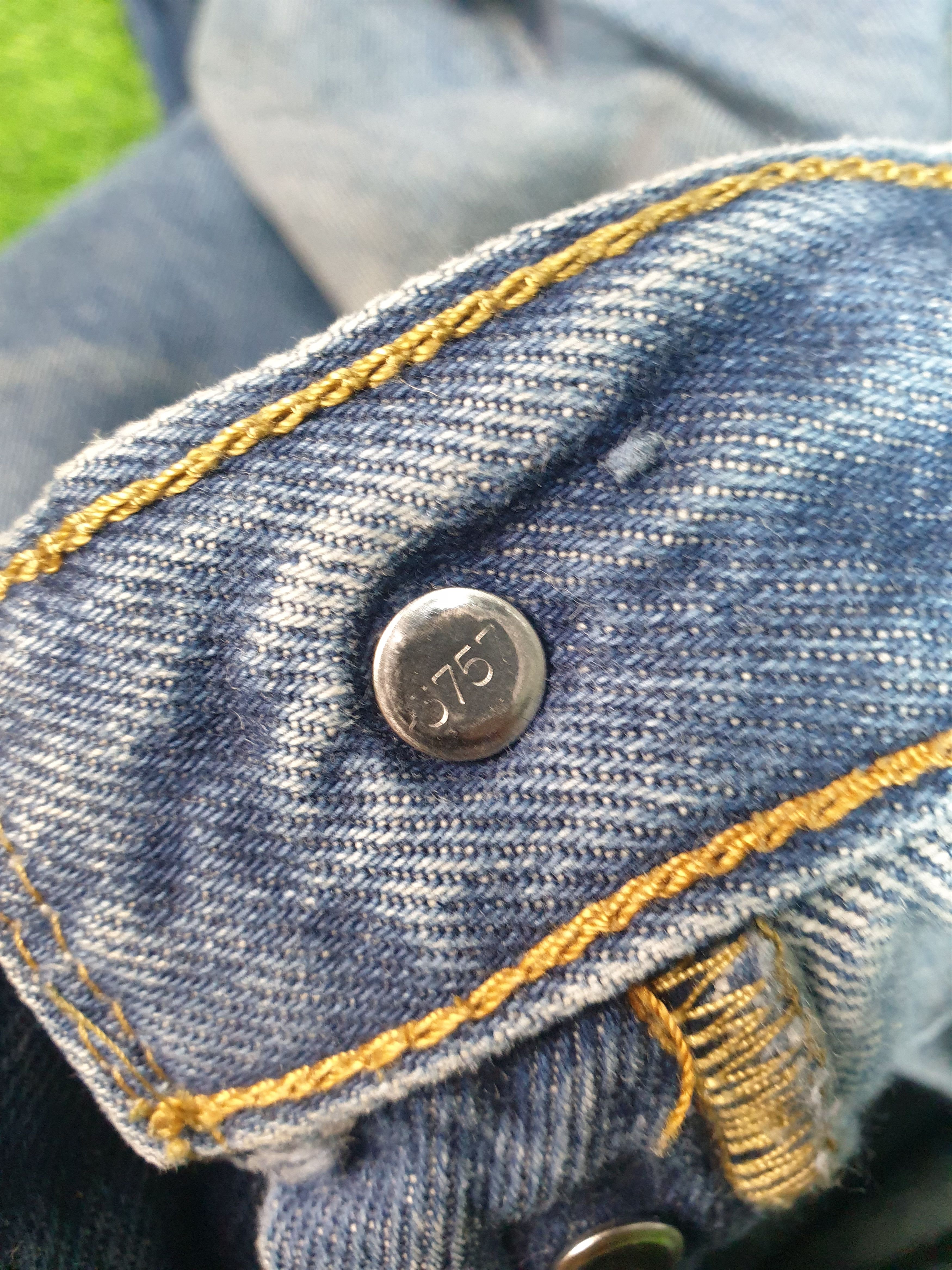 Levi's Vintage LEVIS 501 Faded Distressed Size 34X31 Jeans L0063 Size US 34 / EU 50 - 12 Thumbnail