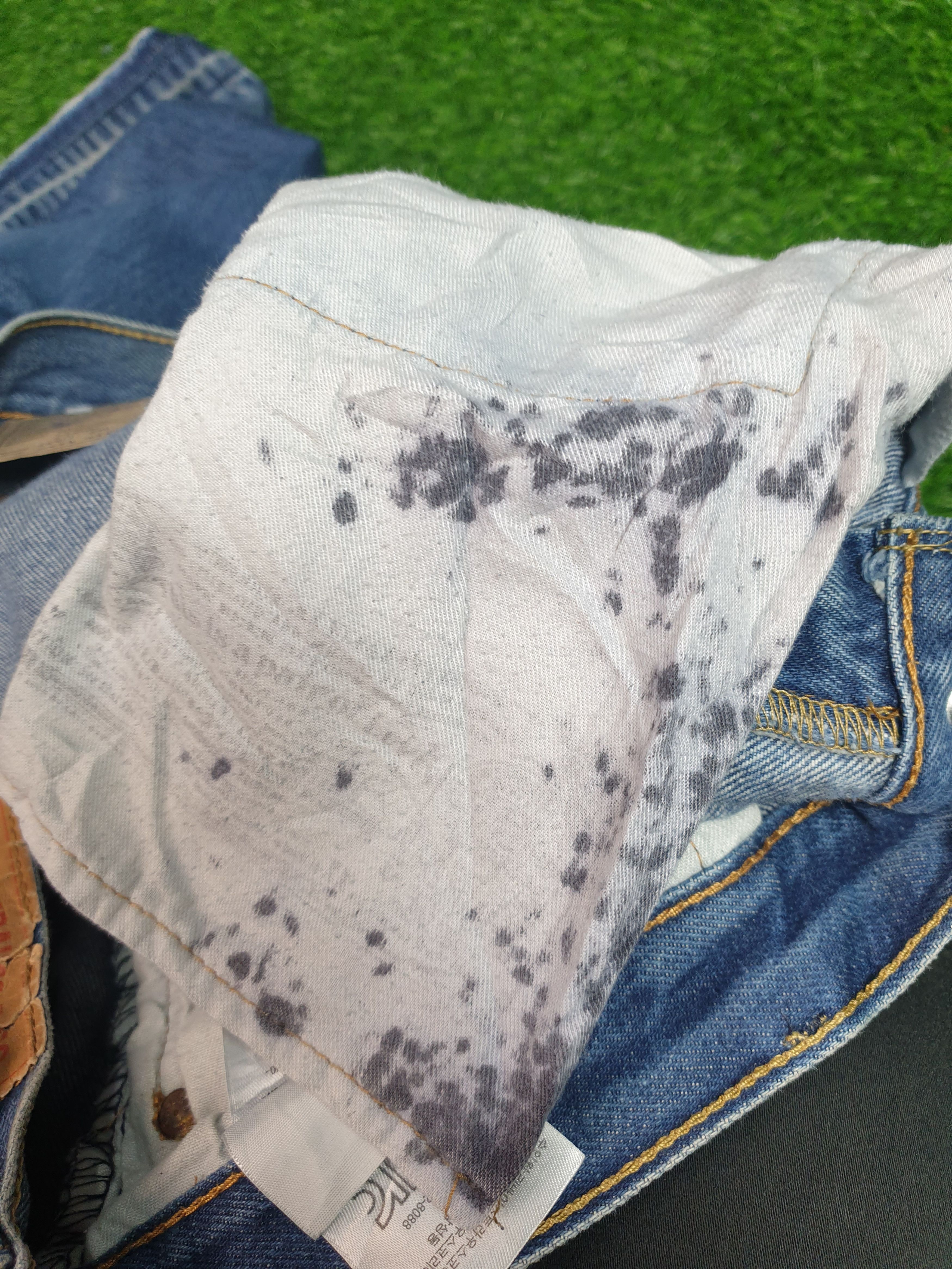 Levi's Vintage LEVIS 501 Faded Distressed Size 34X31 Jeans L0063 Size US 34 / EU 50 - 14 Thumbnail