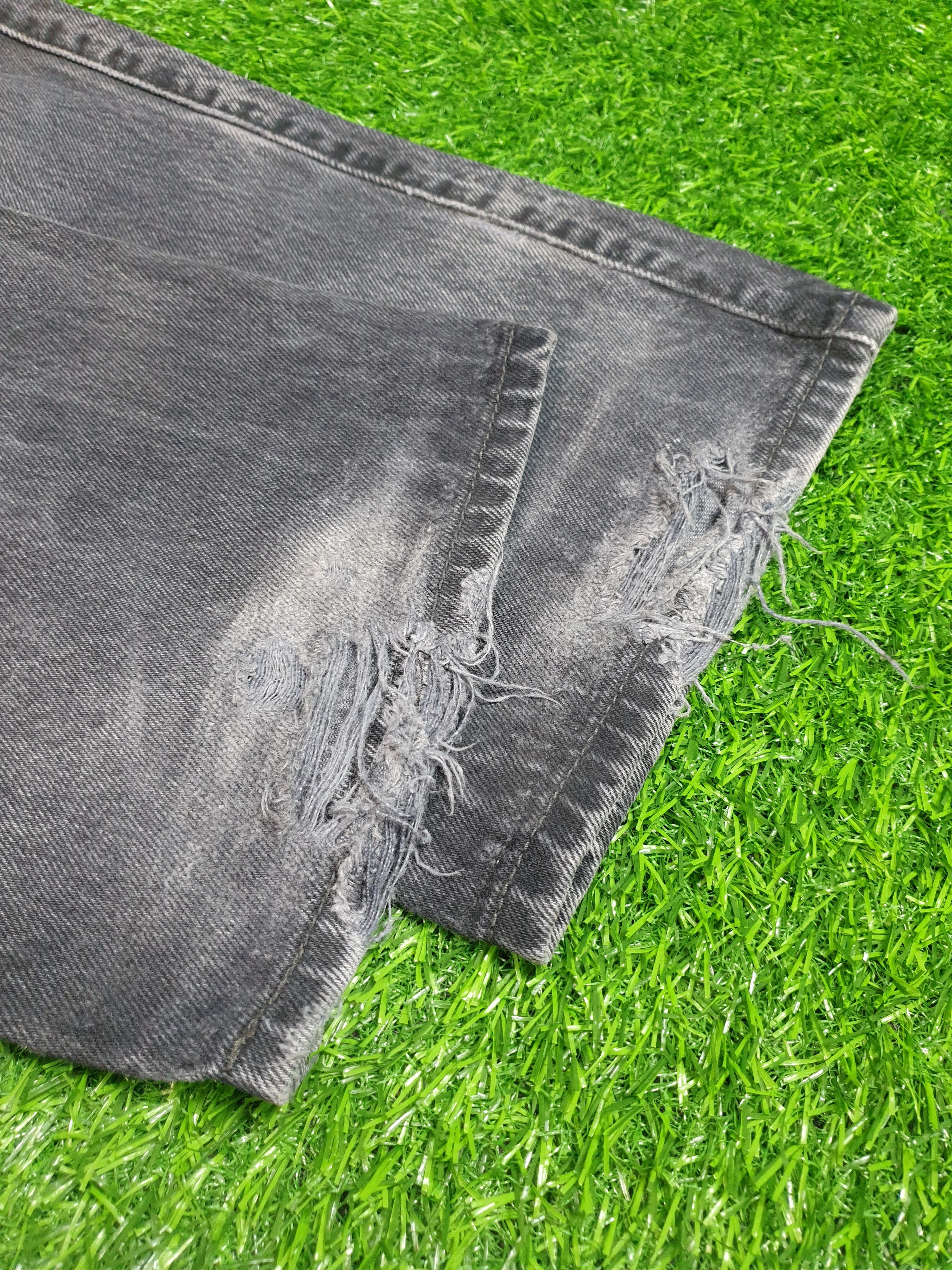 Levi's Vintage LEVIS 501 Faded Black 36X30.5 Jeans L0142 Size US 36 / EU 52 - 7 Thumbnail