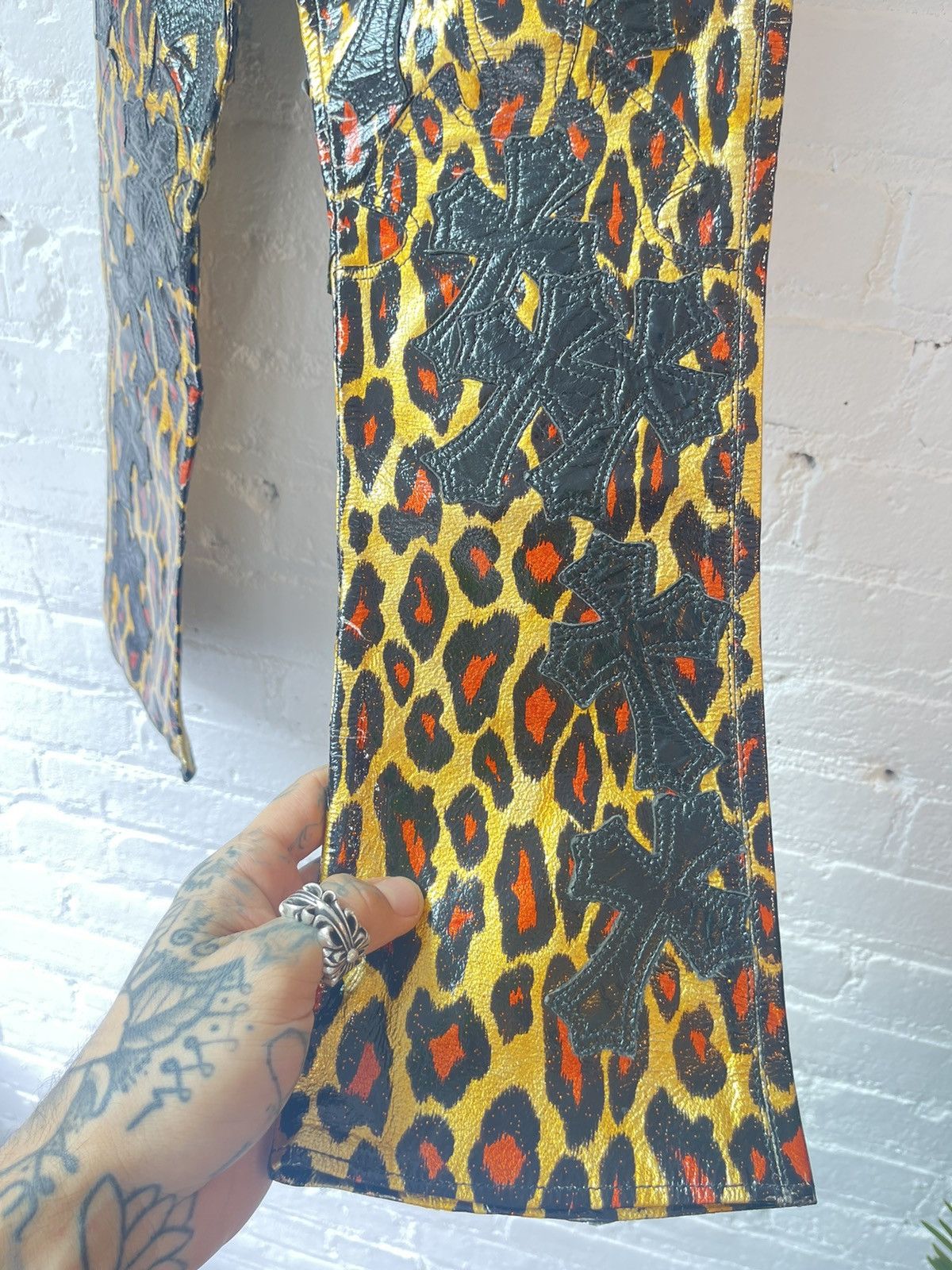 Chrome Hearts Chrome Hearts CRAZY Leopard Custom Mini Youth Cross Jeans Size US 26 / EU 42 - 5 Thumbnail