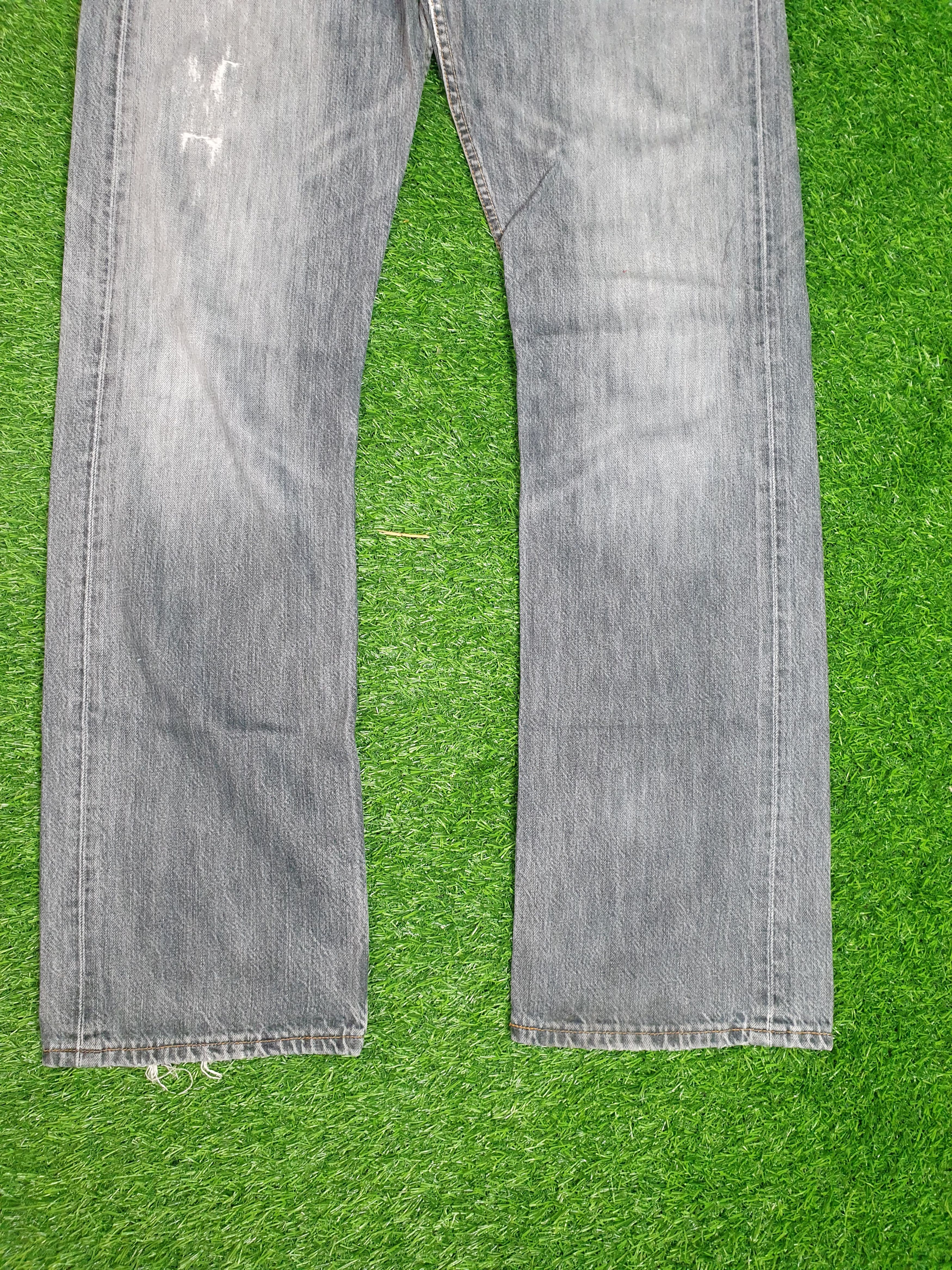 Levi's Vintage Clothing Vintage LEVIS 501 Grey Faded Distressed 33X31 Jeans L0061 Size US 33 - 3 Thumbnail