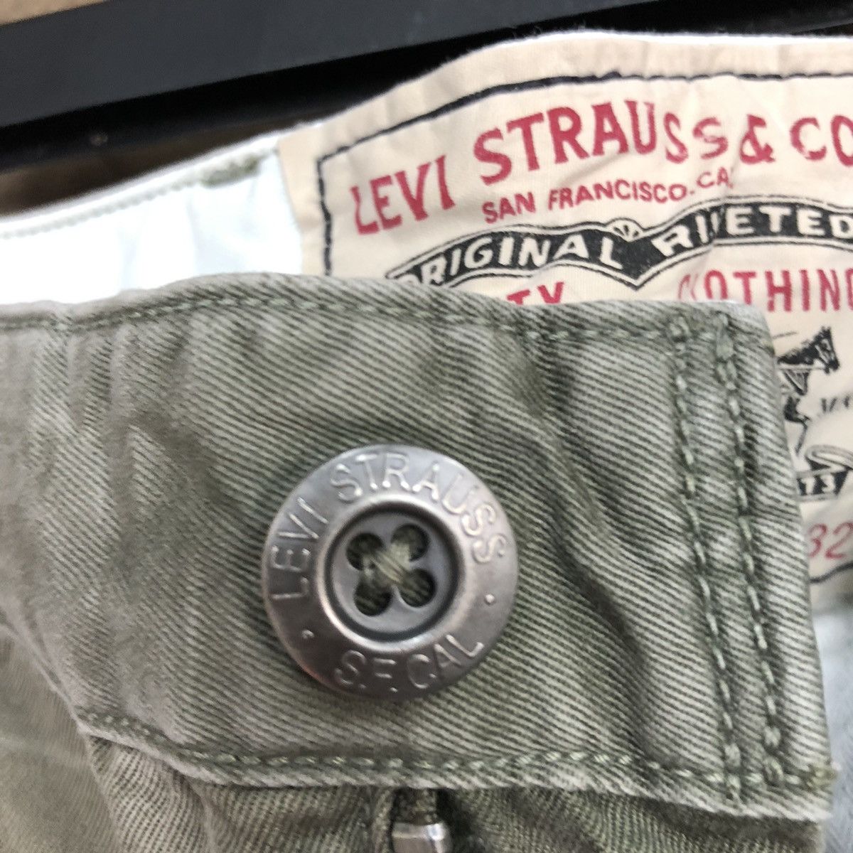 Levi's Levis Strauss Grey Faded Multipocket Cargo Pants #4878 Size US 34 / EU 50 - 10 Thumbnail