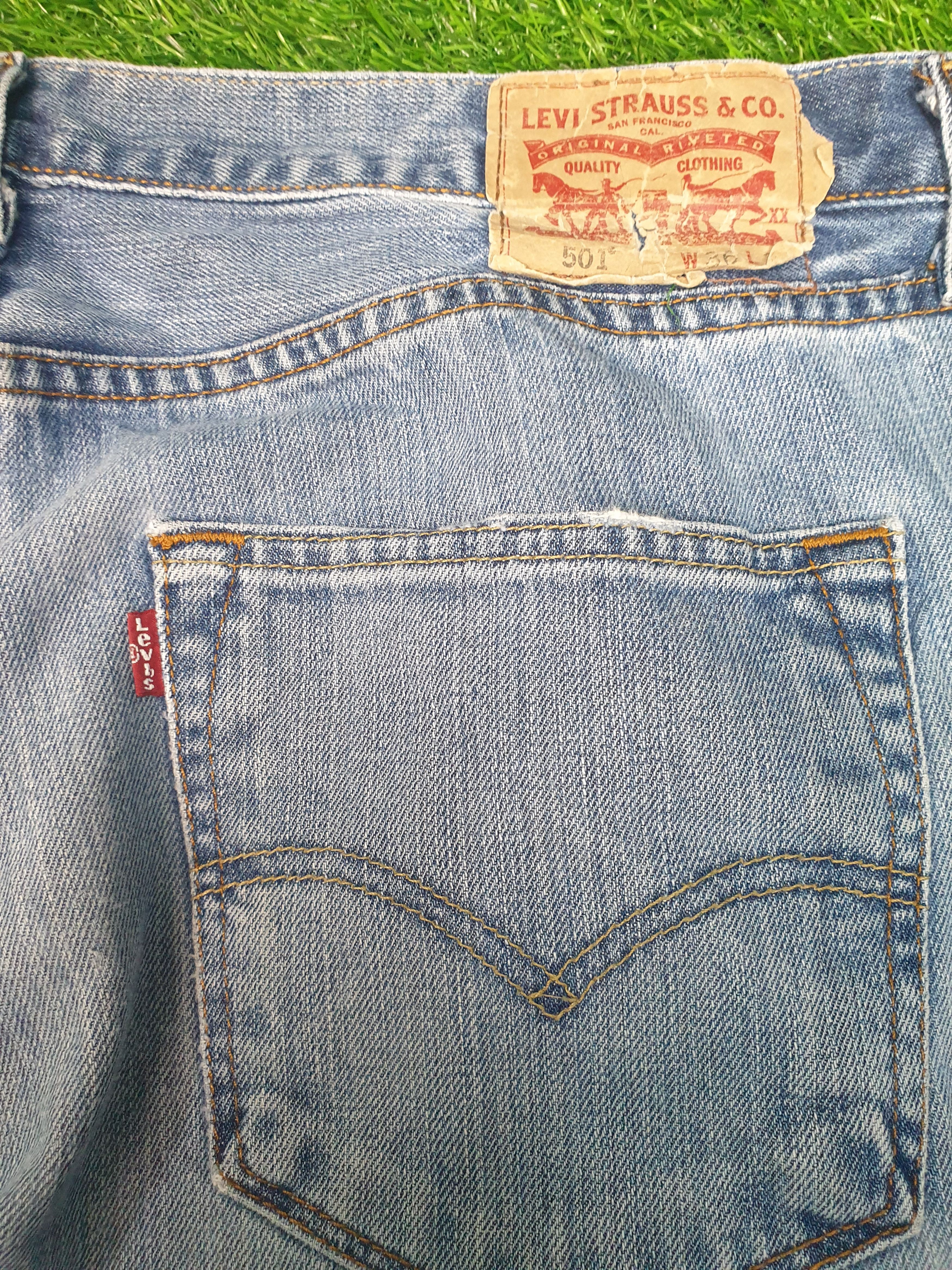 Levi's Vintage LEVIS 501 Sun Faded Distressed 36X30 Jeans L0075 Size US 36 / EU 52 - 9 Thumbnail