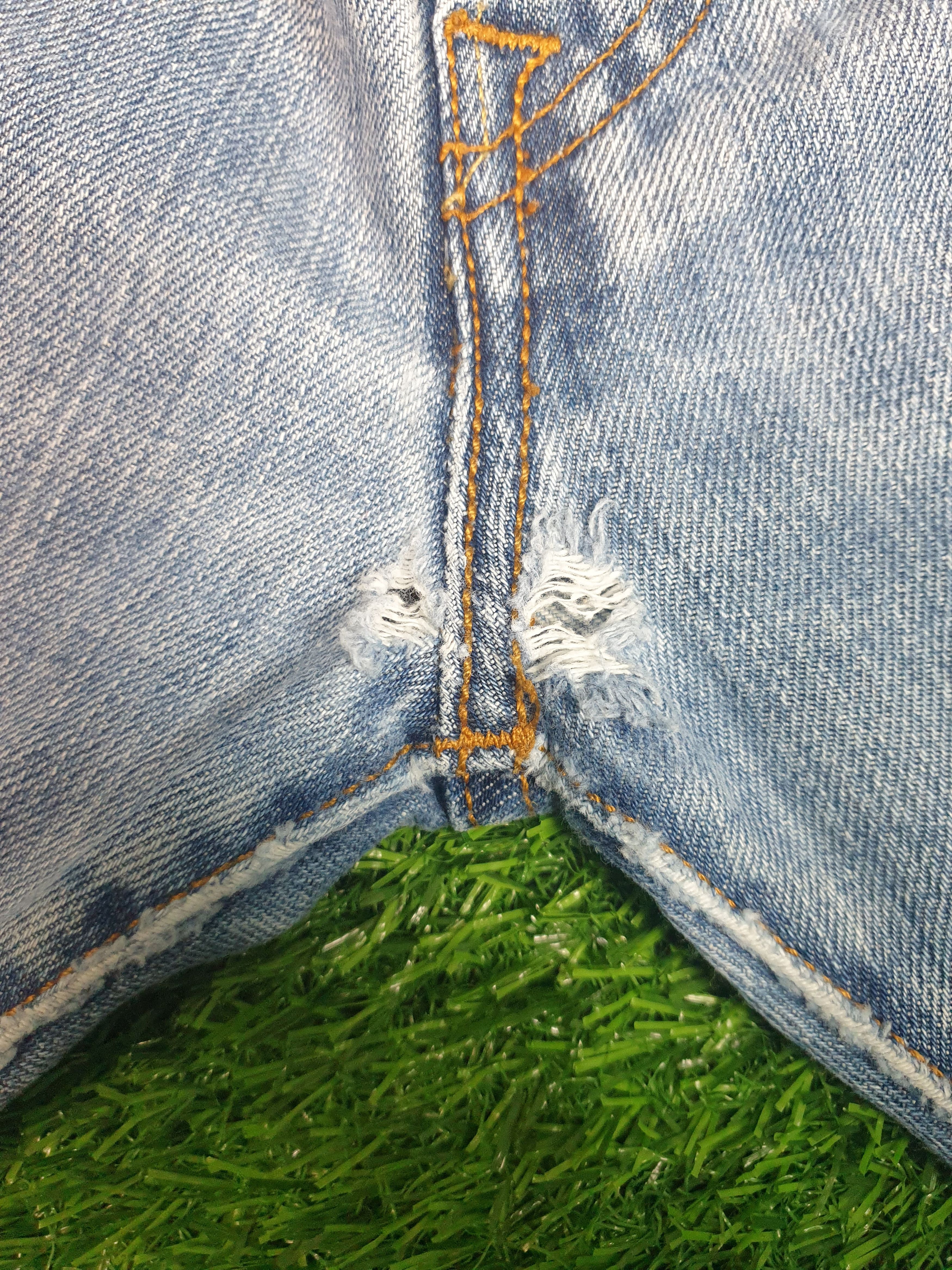 Levi's Vintage LEVIS 501 Sun Faded Distressed 36X30 Jeans L0075 Size US 36 / EU 52 - 6 Thumbnail