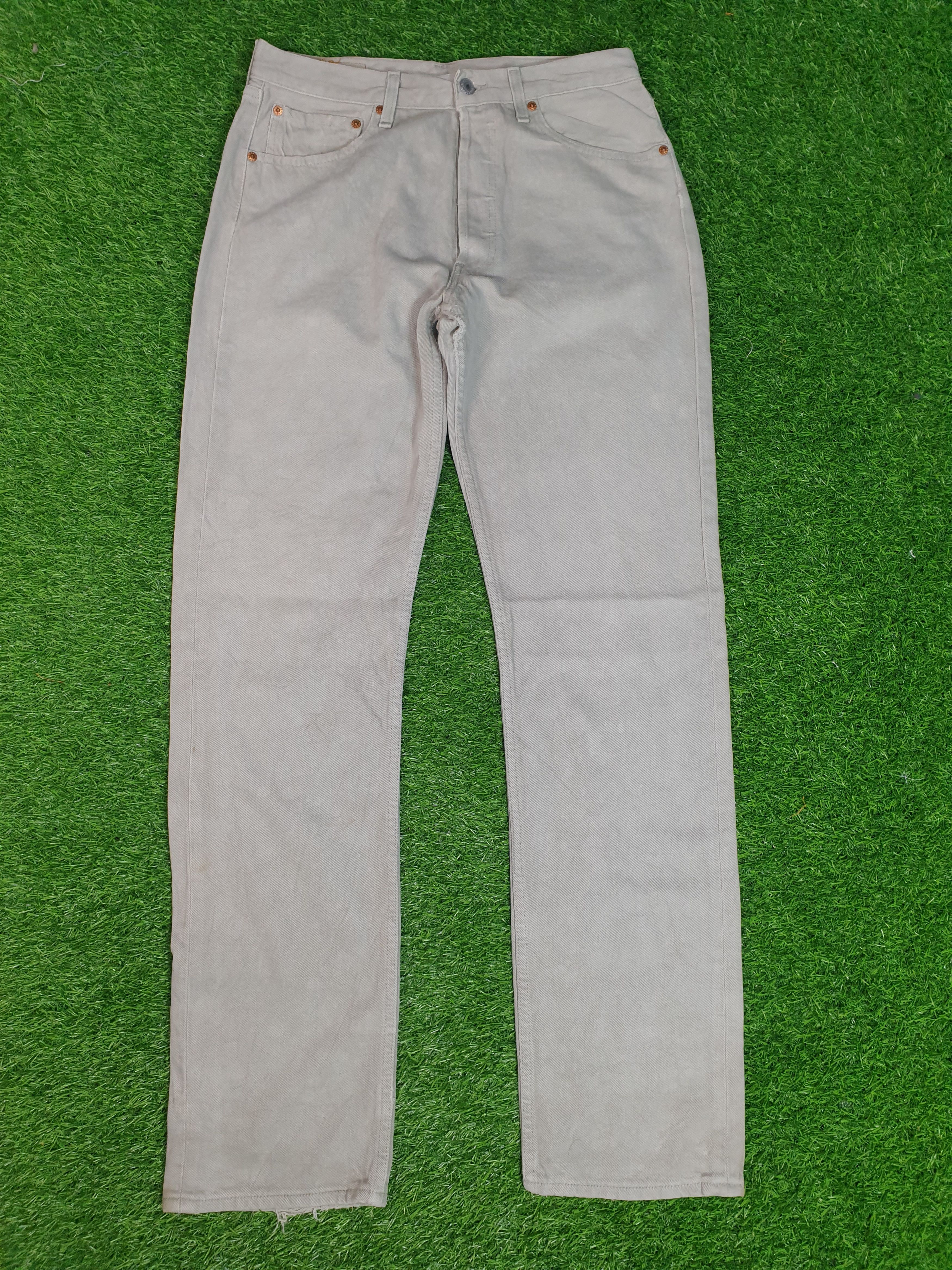 Levi's Vintage LEVIS 501 Light Faded Cream 31X33.5 Jeans L0097 Size US 31 - 1 Thumbnail