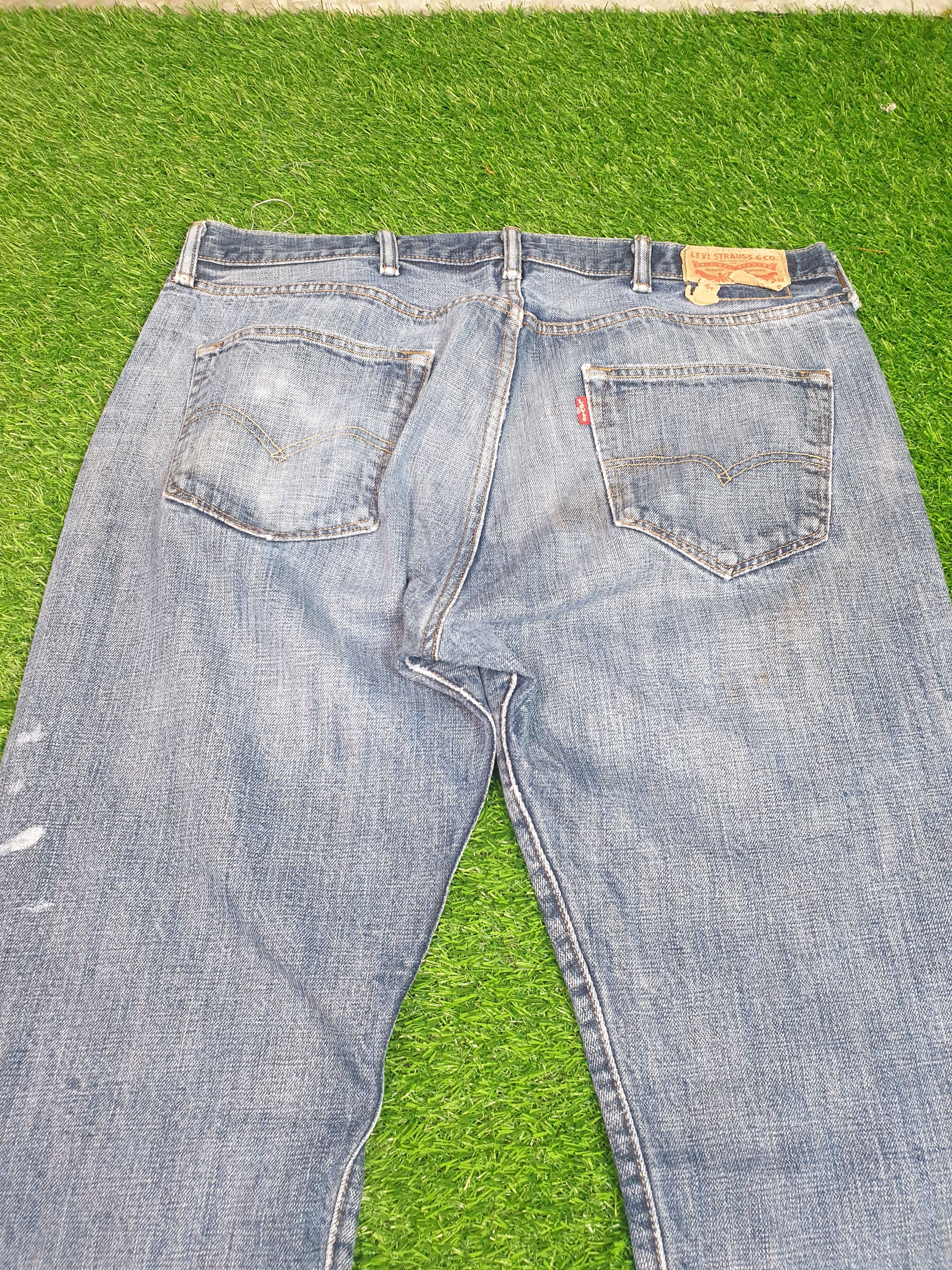 Levi's Vintage LEVIS 501 Sun Faded Paint Size 38X32 Jeans L0067 Size US 38 / EU 54 - 3 Thumbnail