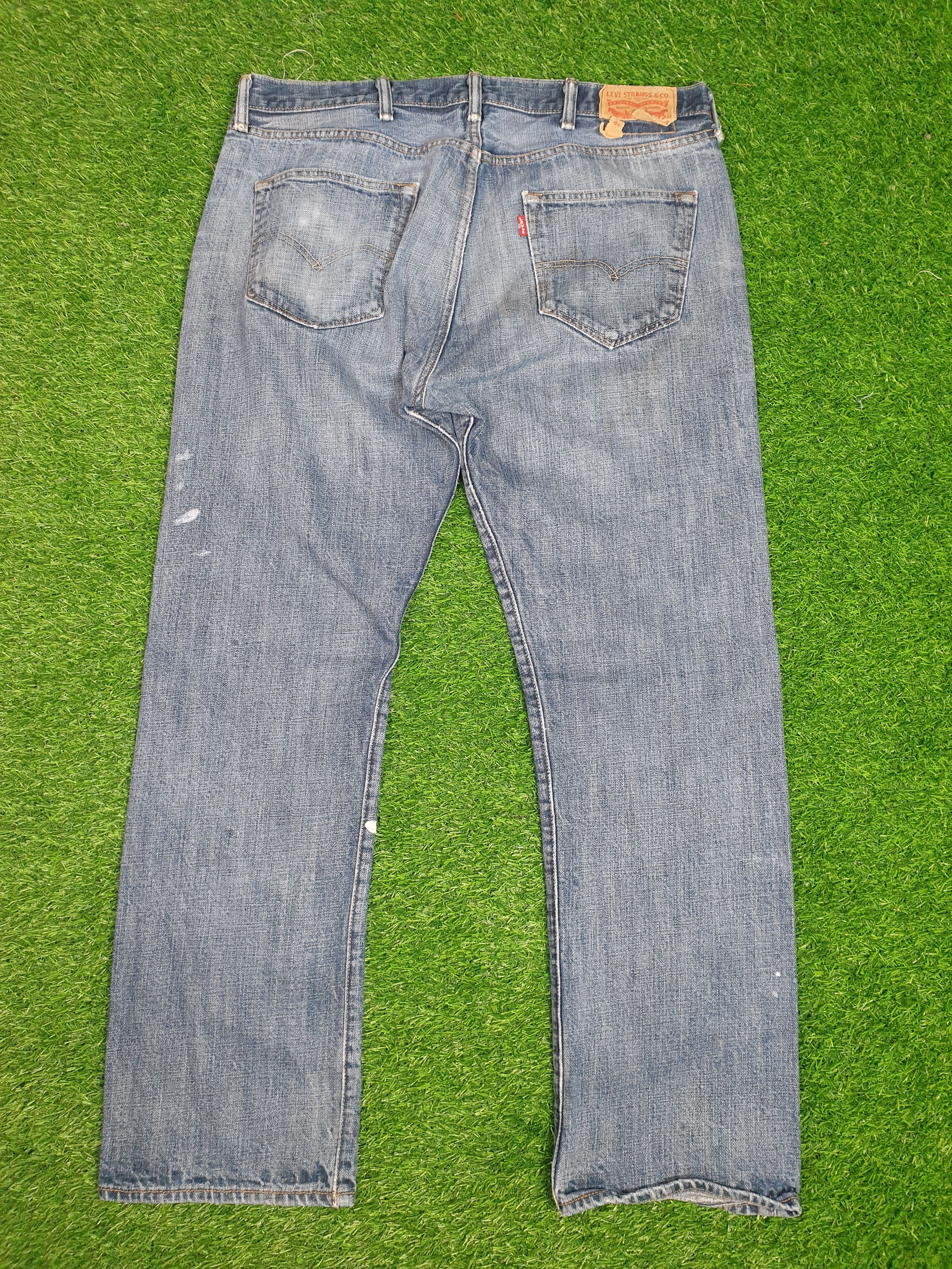 Levi's Vintage LEVIS 501 Sun Faded Paint Size 38X32 Jeans L0067 Size US 38 / EU 54 - 2 Thumbnail