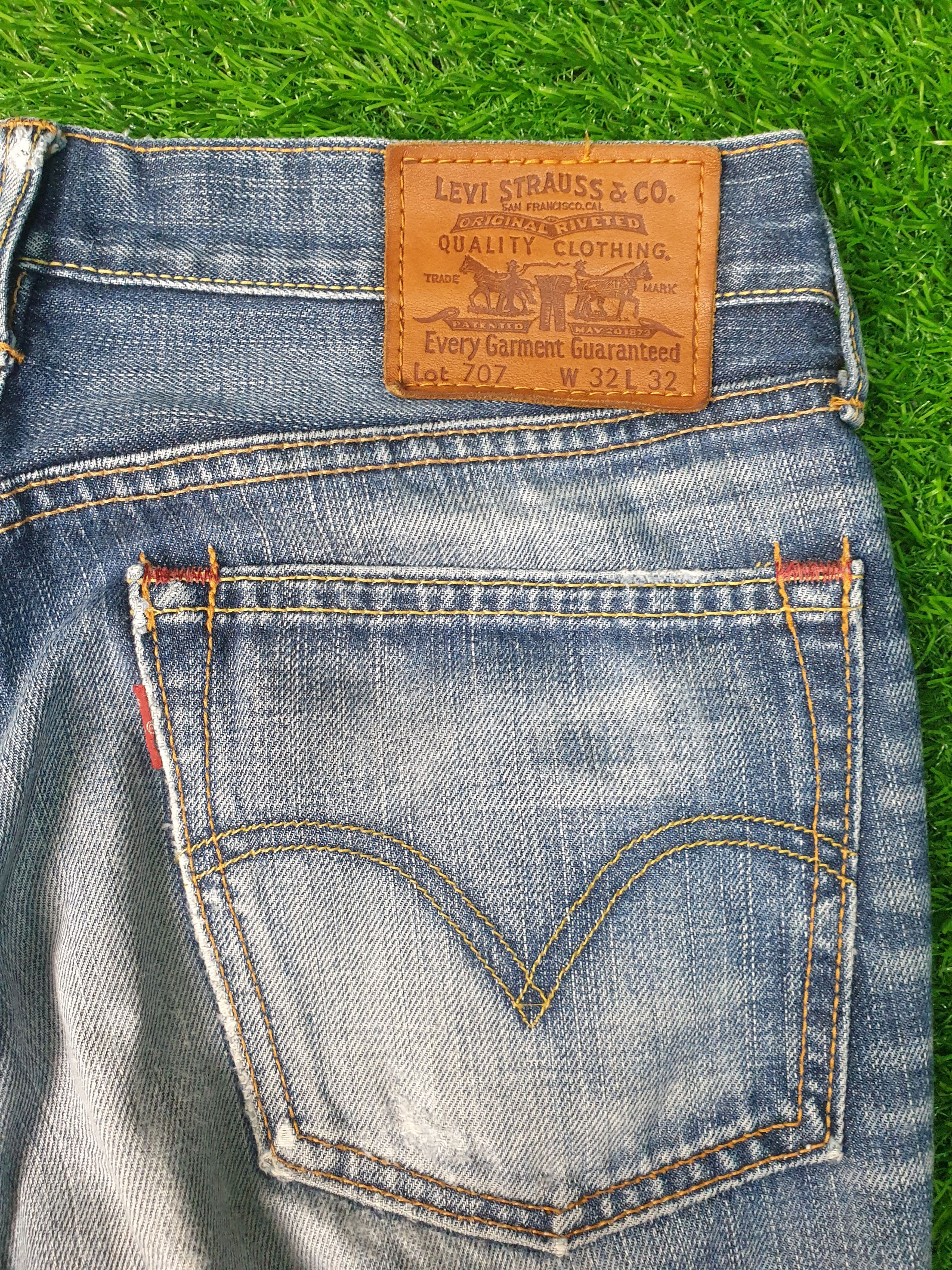 Levi's Vintage Clothing Vintage LEVIS 707 Flare Faded Distressed 32X29 Jeans L0116 Size US 32 / EU 48 - 13 Thumbnail