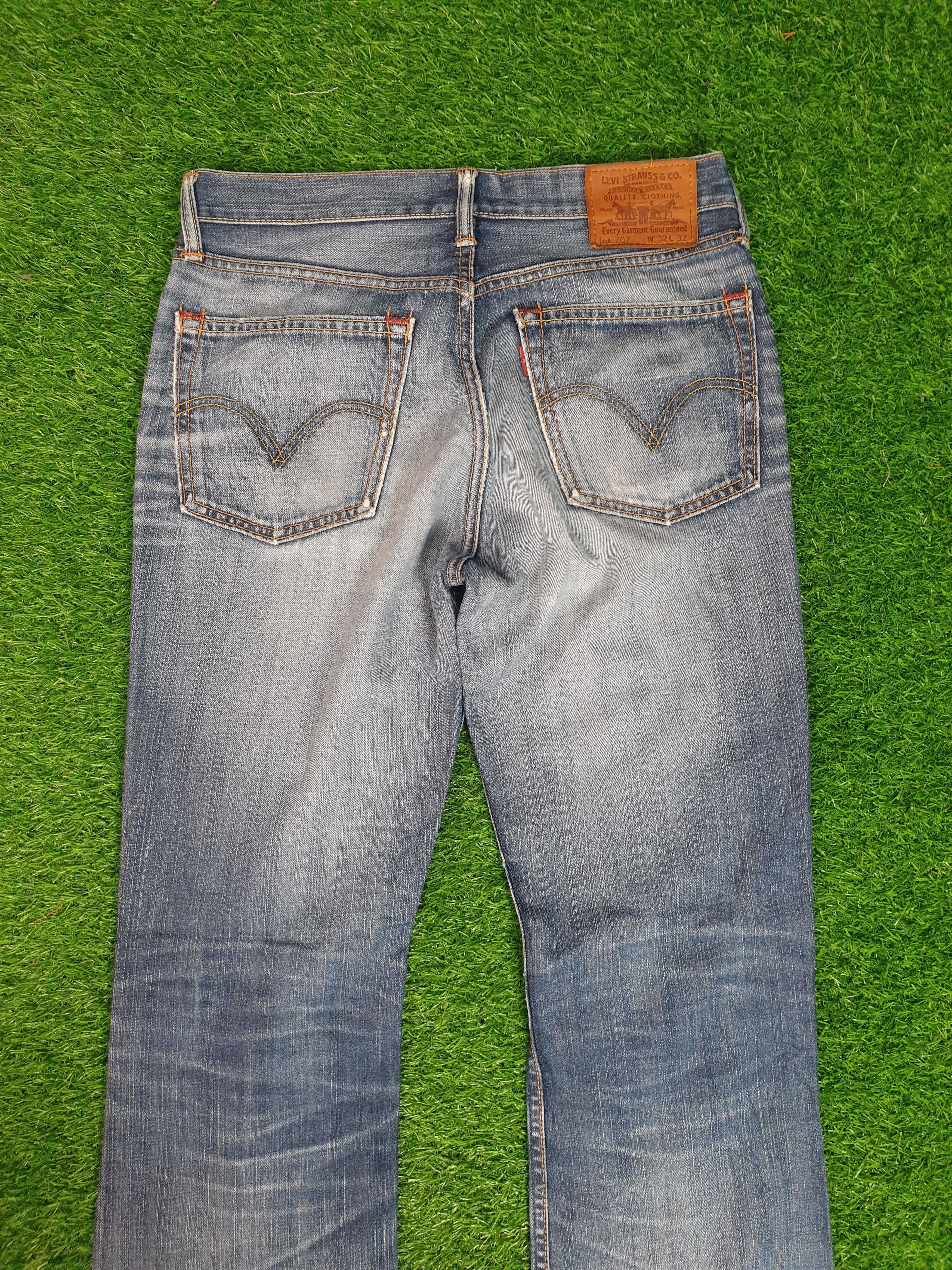 Levi's Vintage Clothing Vintage LEVIS 707 Flare Faded Distressed 32X29 Jeans L0116 Size US 32 / EU 48 - 6 Thumbnail