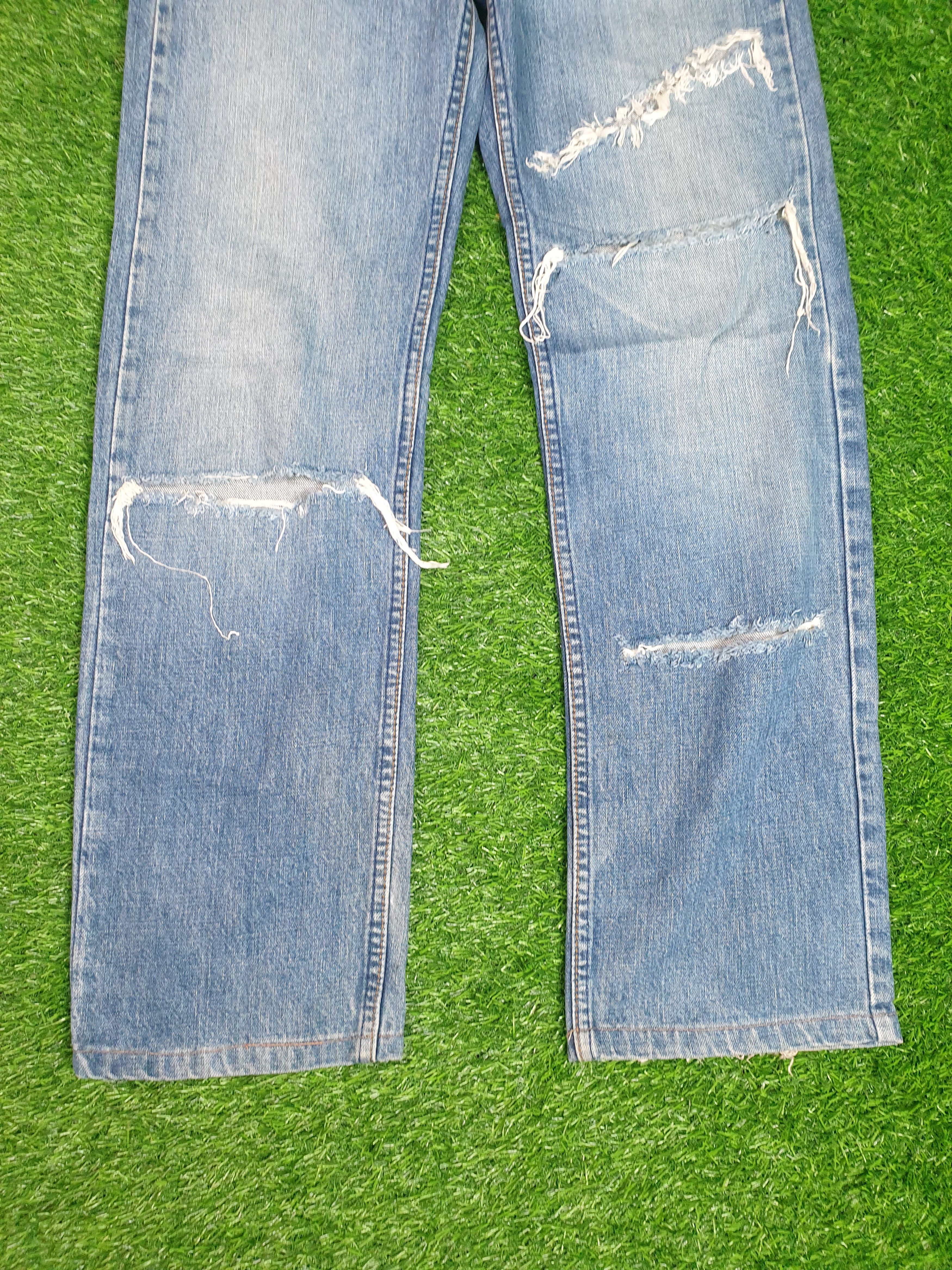 Levi's Vintage LEVIS 509 Faded Distressed Size 30X31 Jeans L0098 Size US 30 / EU 46 - 3 Thumbnail