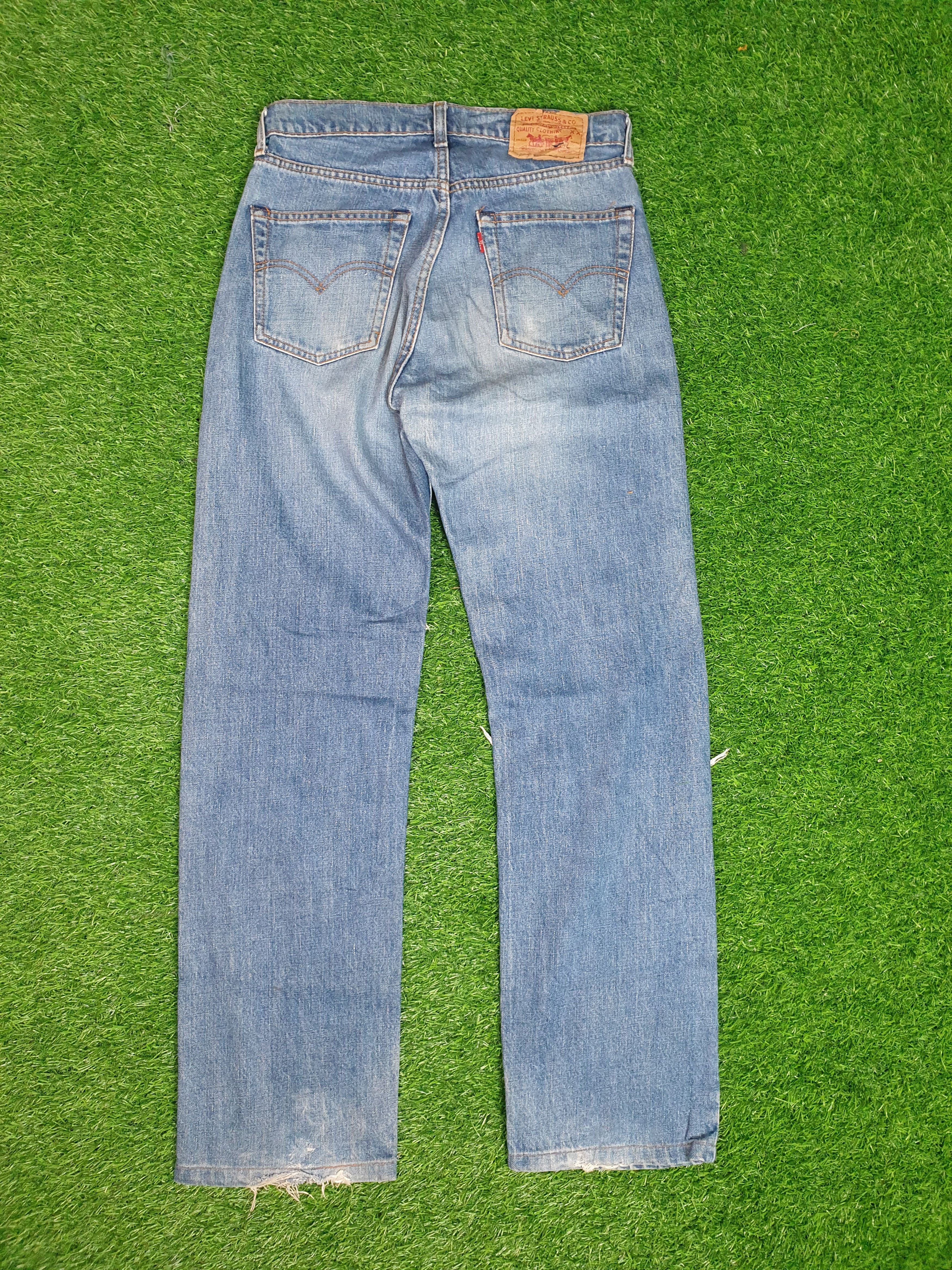 Levi's Vintage LEVIS 509 Faded Distressed Size 30X31 Jeans L0098 Size US 30 / EU 46 - 2 Thumbnail