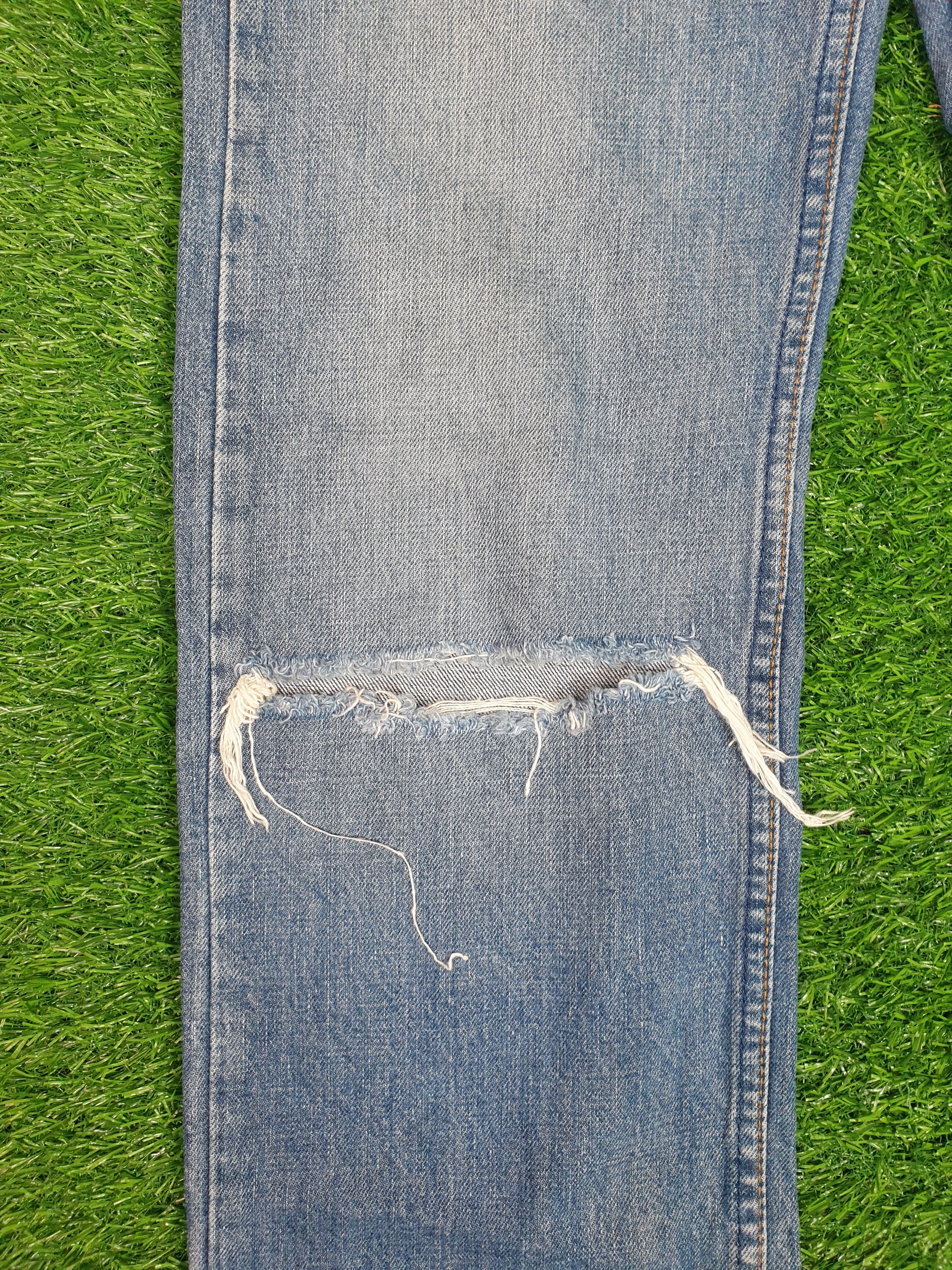 Levi's Vintage LEVIS 509 Faded Distressed Size 30X31 Jeans L0098 Size US 30 / EU 46 - 6 Thumbnail