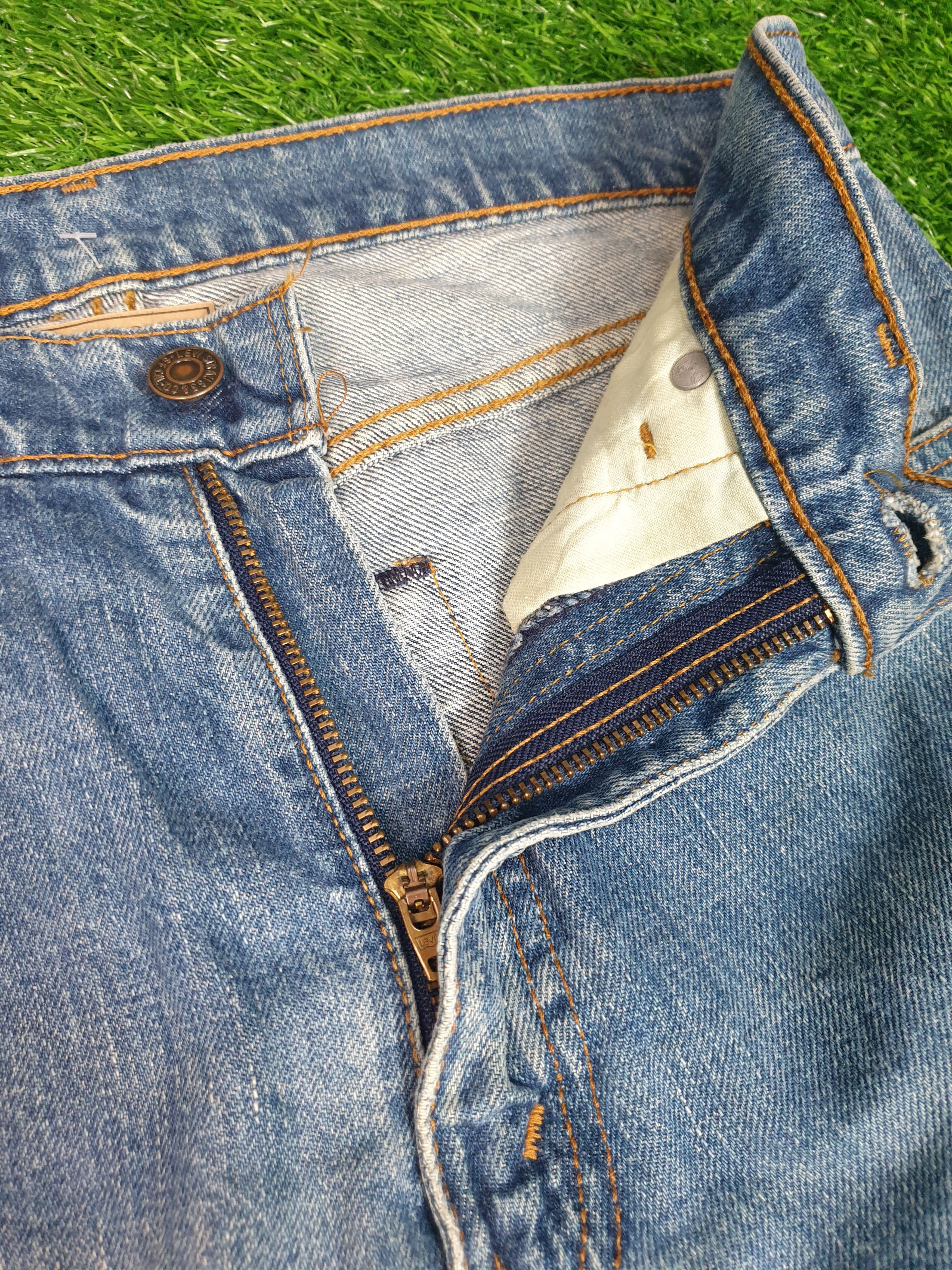 Levi's Vintage LEVIS 509 Faded Distressed Size 30X31 Jeans L0098 Size US 30 / EU 46 - 8 Thumbnail