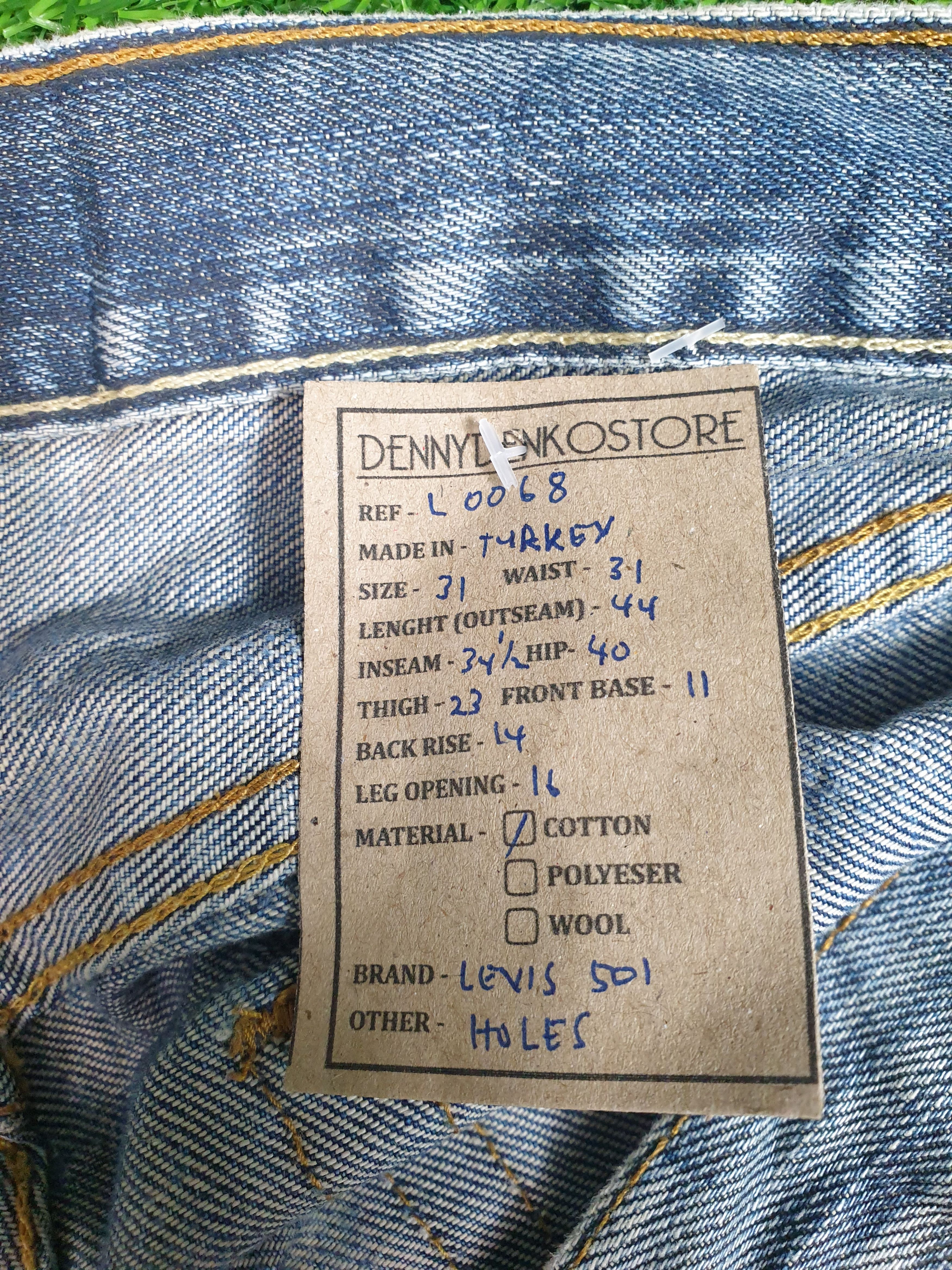Levi's Vintage Clothing Vintage LEVIS 501 Faded Distressed Size 31X34.5 Jeans L0068 Size US 31 - 16 Thumbnail