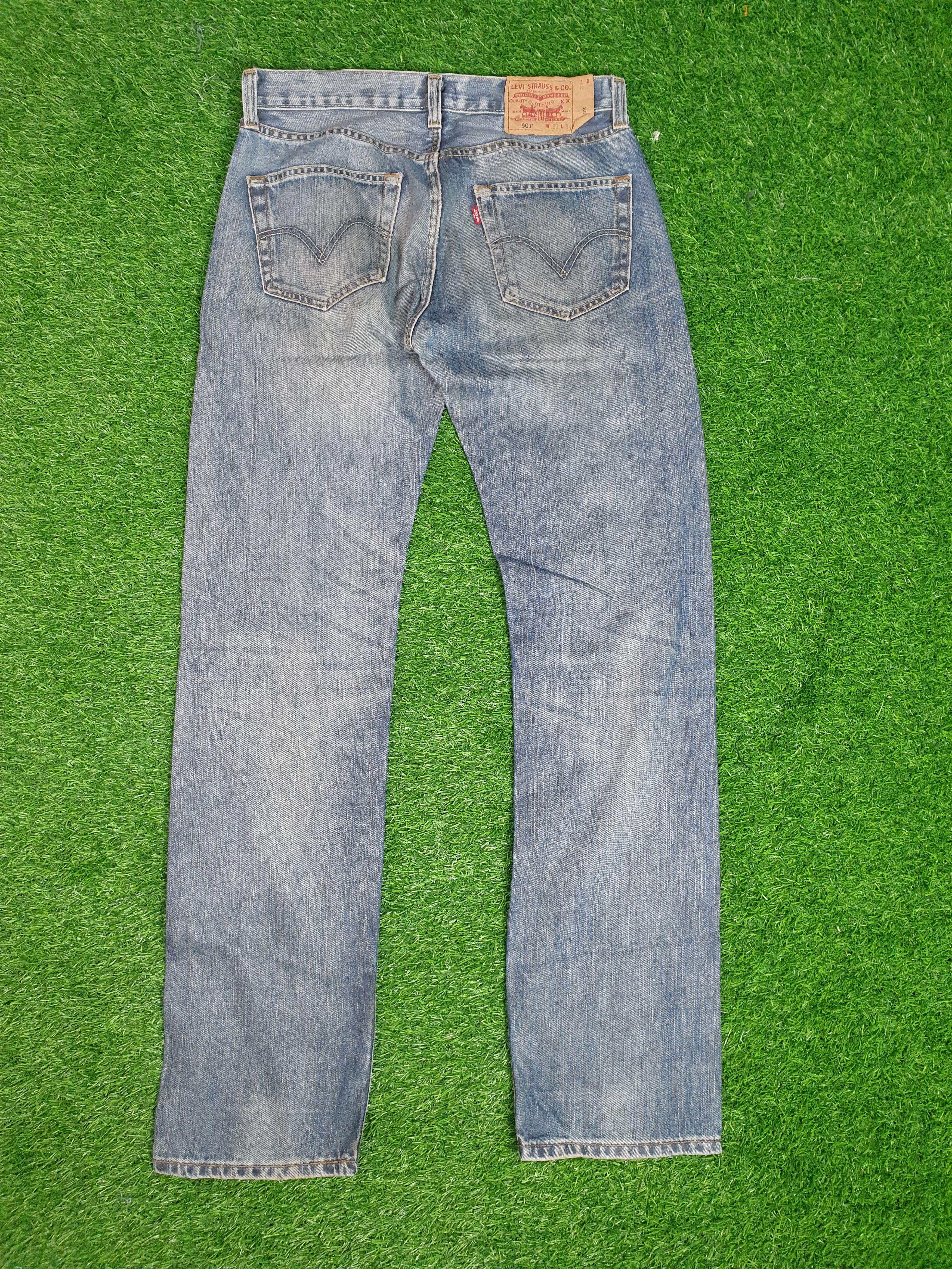 Levi's Vintage Clothing Vintage LEVIS 501 Faded Distressed Size 31X34.5 Jeans L0068 Size US 31 - 2 Thumbnail