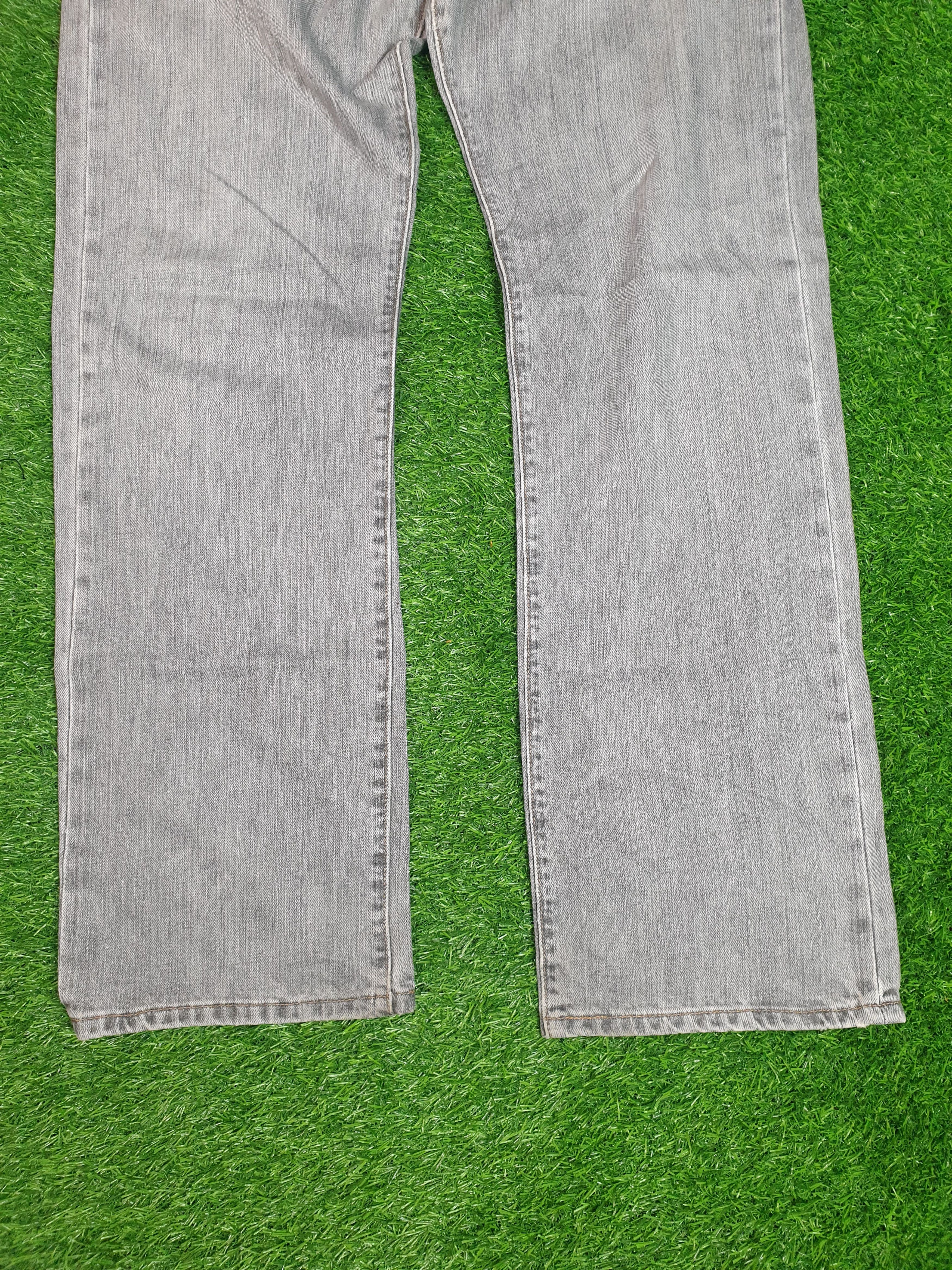 Levi's Vintage Clothing Vintage LEVIS 501 Sun Faded Distressed 36X32 Jeans L0057 Size US 36 / EU 52 - 4 Thumbnail
