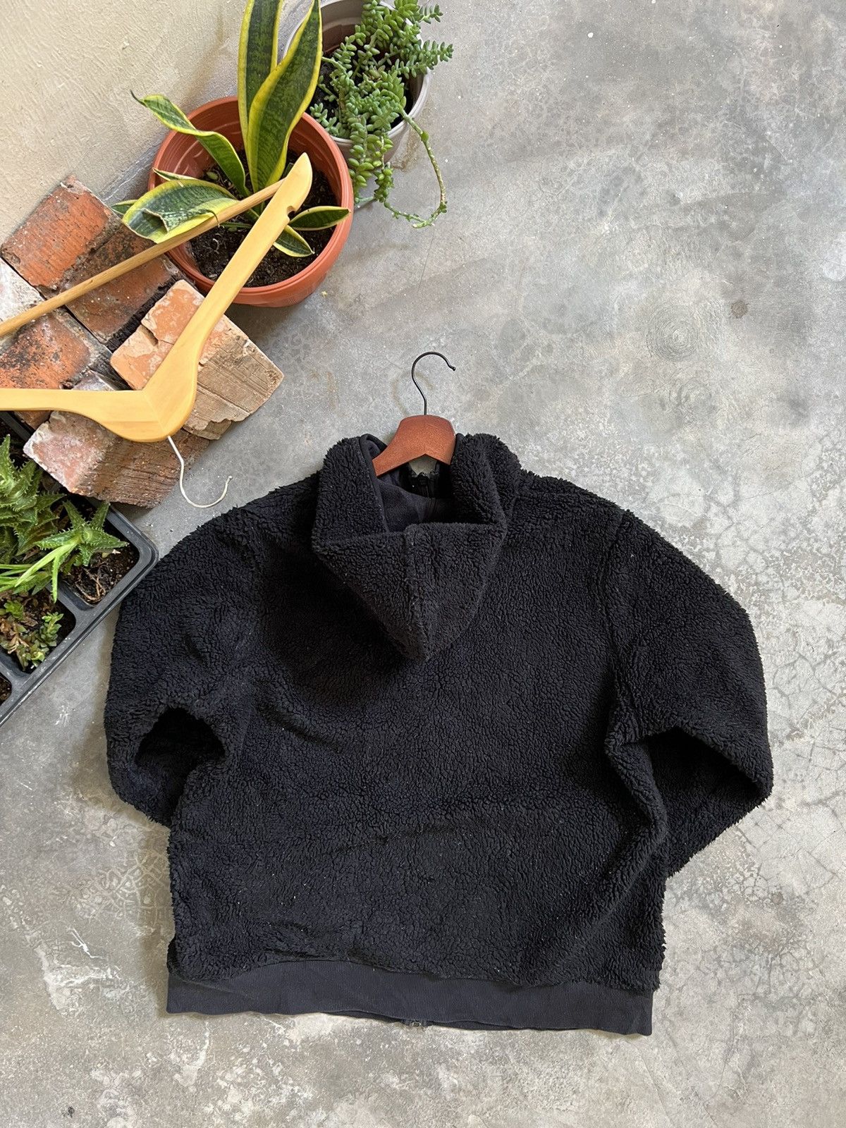 Japanese Brand × Uniqlo × Vintage VINTAGE🖤Uniqlo Deep Pile Sherpa Black Jacket With Hoodie Size US XXL / EU 58 / 5 - 8 Thumbnail