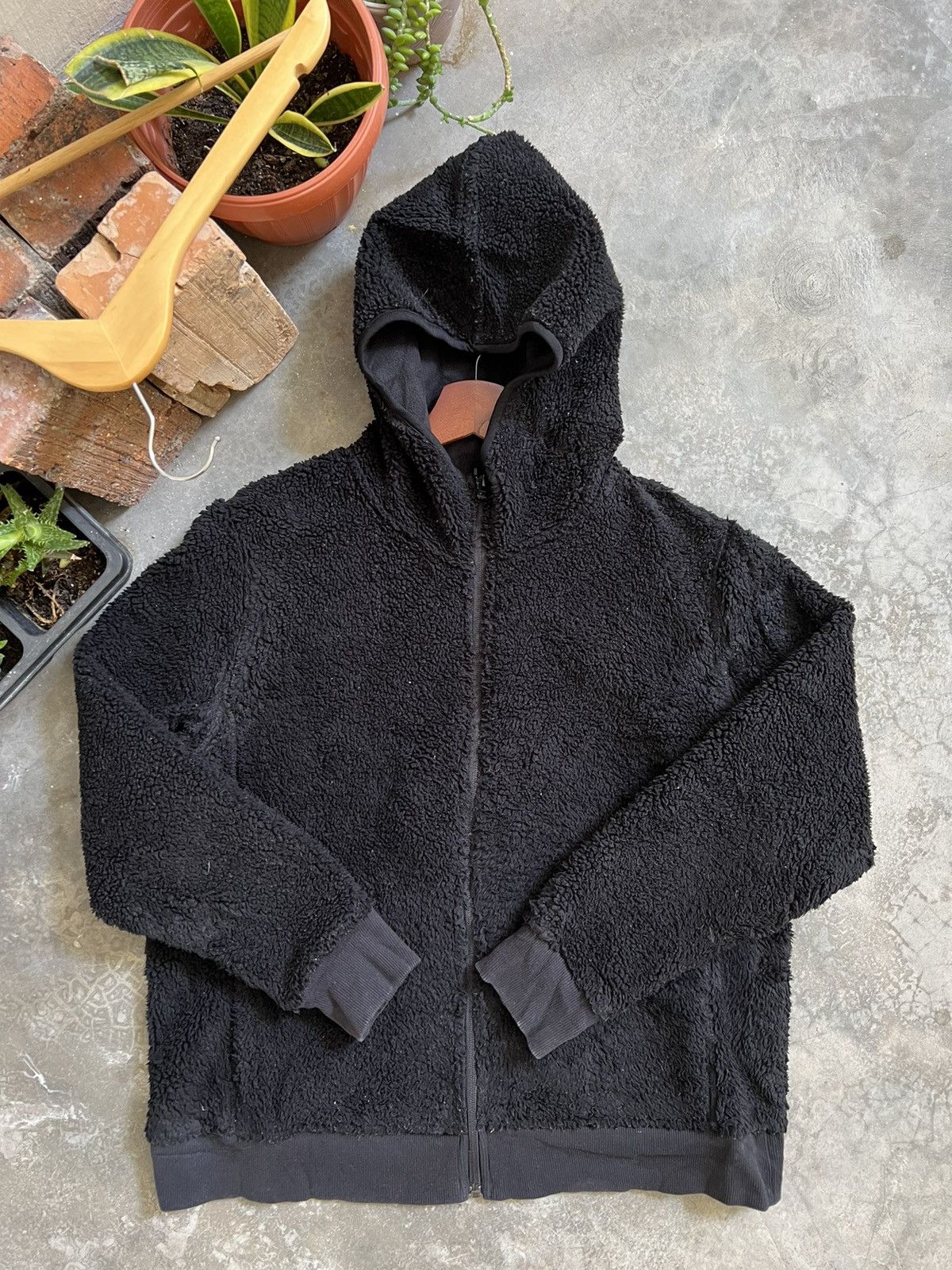 Japanese Brand × Uniqlo × Vintage VINTAGE🖤Uniqlo Deep Pile Sherpa Black Jacket With Hoodie Size US XXL / EU 58 / 5 - 6 Thumbnail