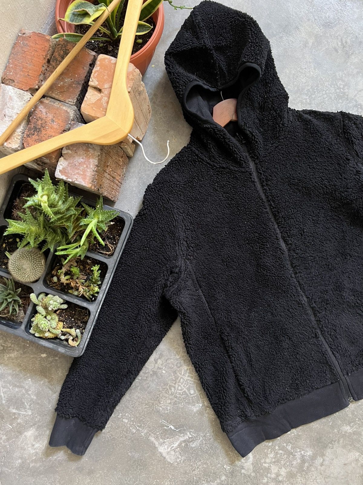 Japanese Brand × Uniqlo × Vintage VINTAGE🖤Uniqlo Deep Pile Sherpa Black Jacket With Hoodie Size US XXL / EU 58 / 5 - 11 Thumbnail