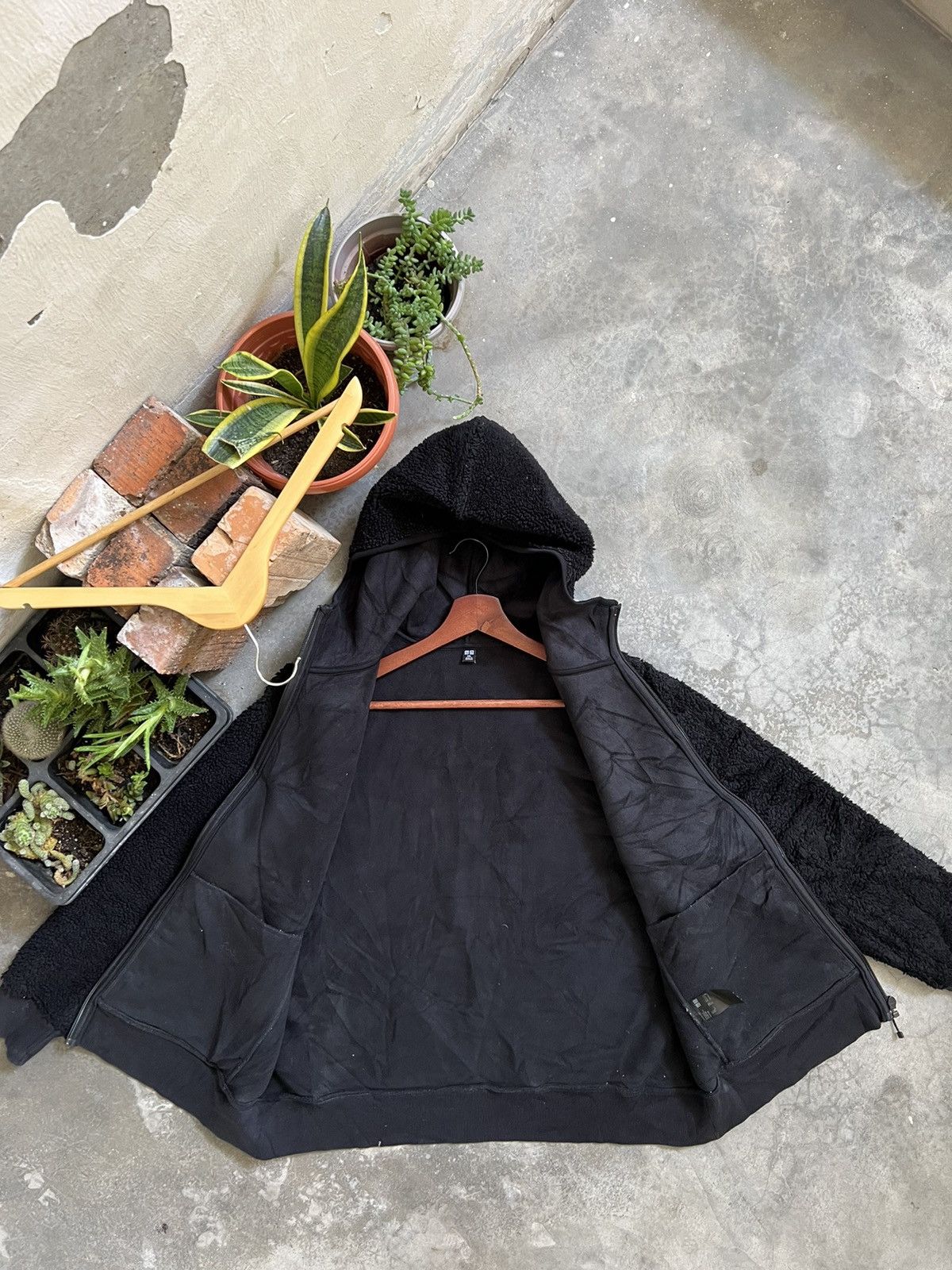 Japanese Brand × Uniqlo × Vintage VINTAGE🖤Uniqlo Deep Pile Sherpa Black Jacket With Hoodie Size US XXL / EU 58 / 5 - 12 Thumbnail