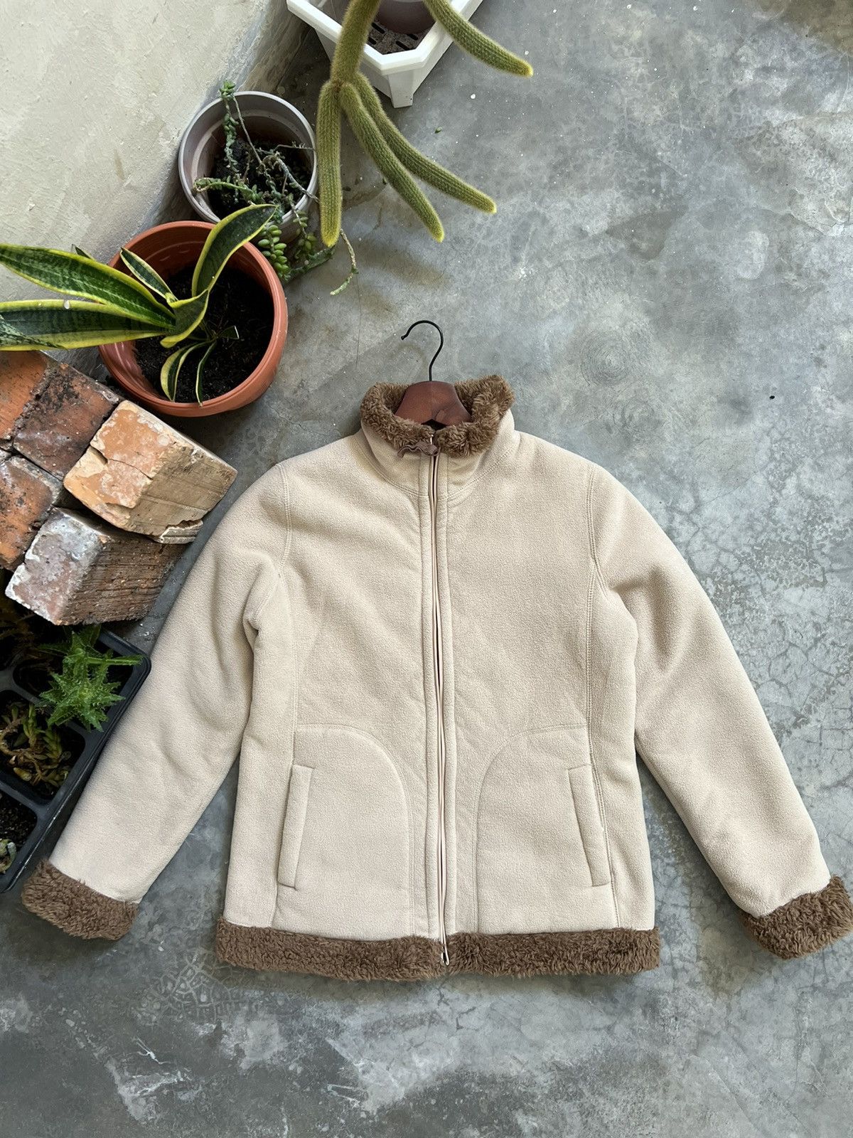Japanese Brand × Uniqlo × Vintage Uniqlo Hairy Fleece Riversible Jacket Size US S / EU 44-46 / 1 - 18 Thumbnail