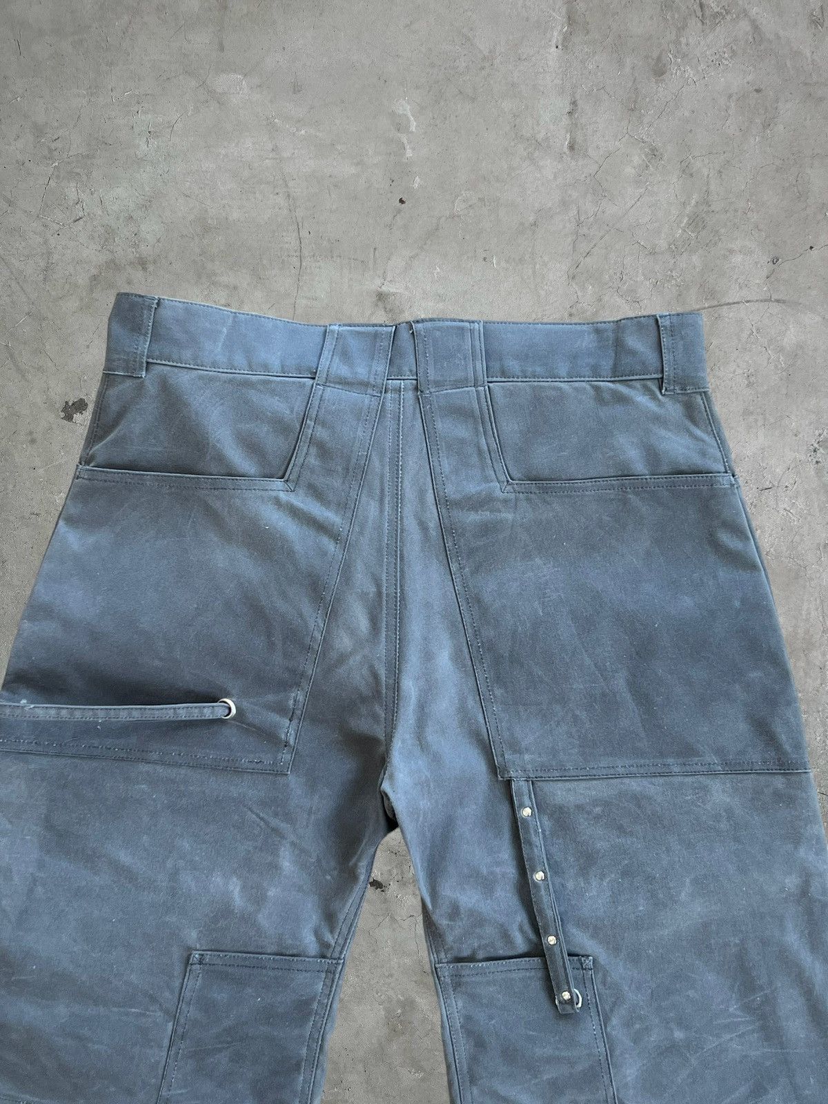 Aris Tatalovich 1/1 Aris Tatalovich Heavy Waxed Cargo Shorts Size US 33 - 8 Thumbnail