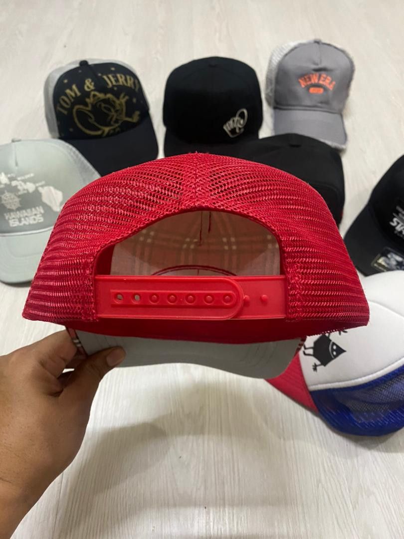 Vintage 💥 Von dutch Cassquette Avec Filet Scotland Red Trucker hat Size ONE SIZE - 4 Thumbnail