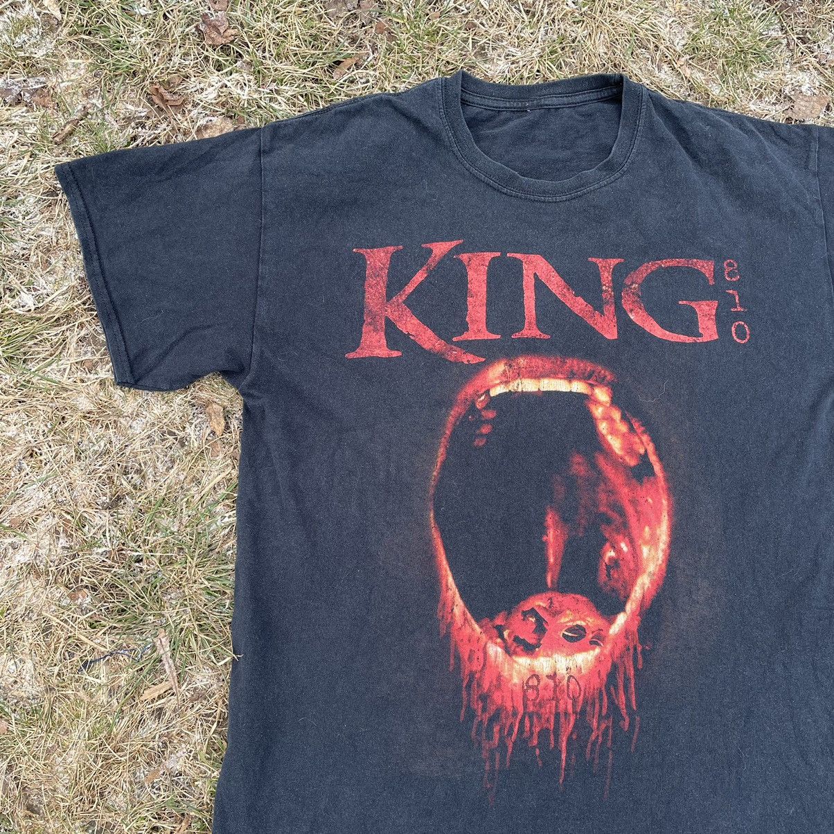 Vintage Vintage 90s King Vamp Horror Graphic Tee Grunge Dark Boxy L Size US L / EU 52-54 / 3 - 3 Thumbnail