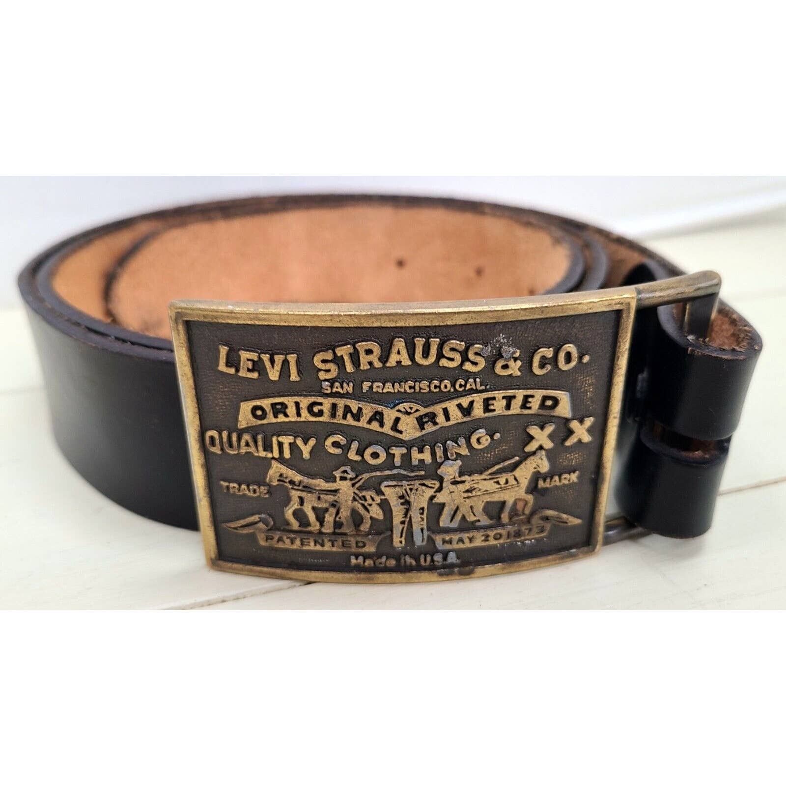 Levi's Vintage Levis Belt and Buckle Riveted Genuine Leather 44 in 