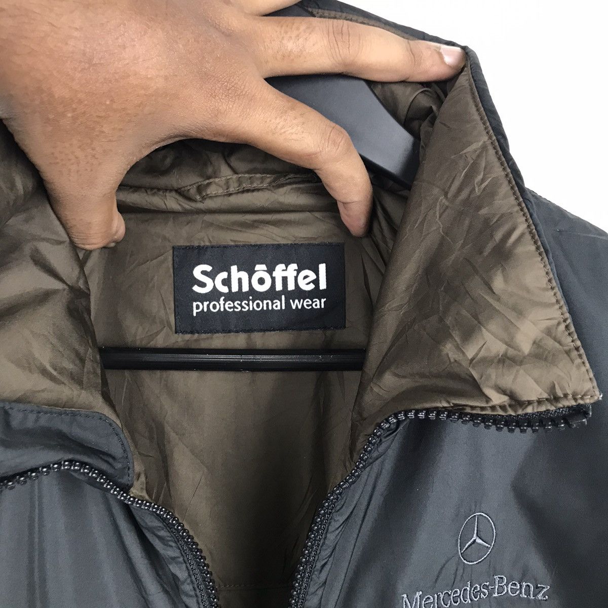 Designer × Mercedes-Benz Vintage Mercedes Schoffel Embroidery Quilted Vest Jacket Size US L / EU 52-54 / 3 - 5 Thumbnail