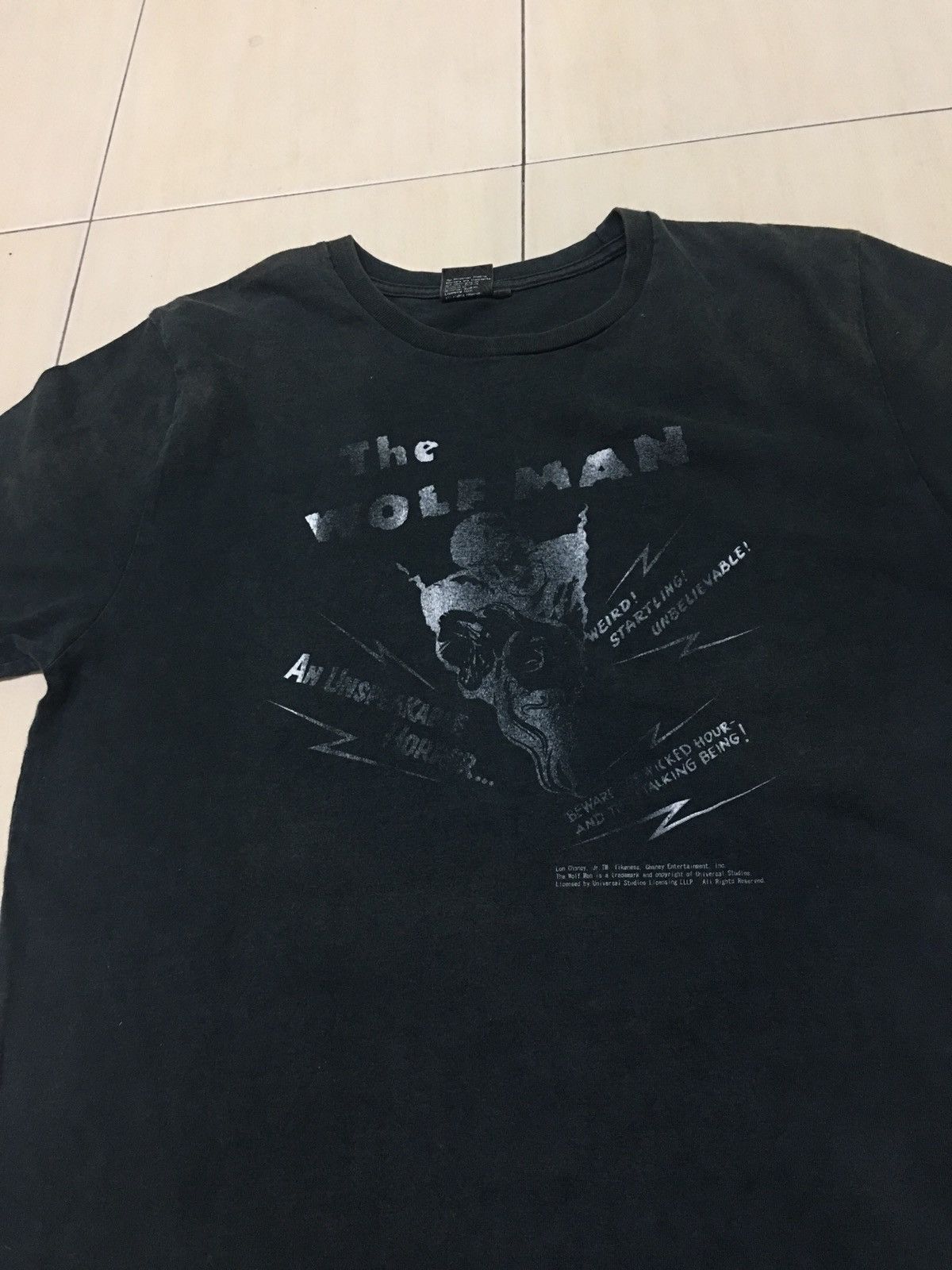 Vintage Vintage WOLFMAN horror movie t-shirt Size US L / EU 52-54 / 3 - 7 Thumbnail