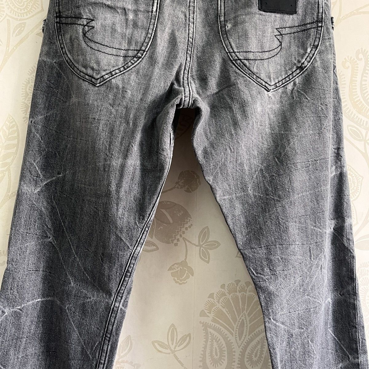 If Six Was Nine × Le Grande Bleu (L.G.B.) × semanticdesign Semantic Design Japan Denim Zipped Front Pockets Size US 31 - 13 Thumbnail