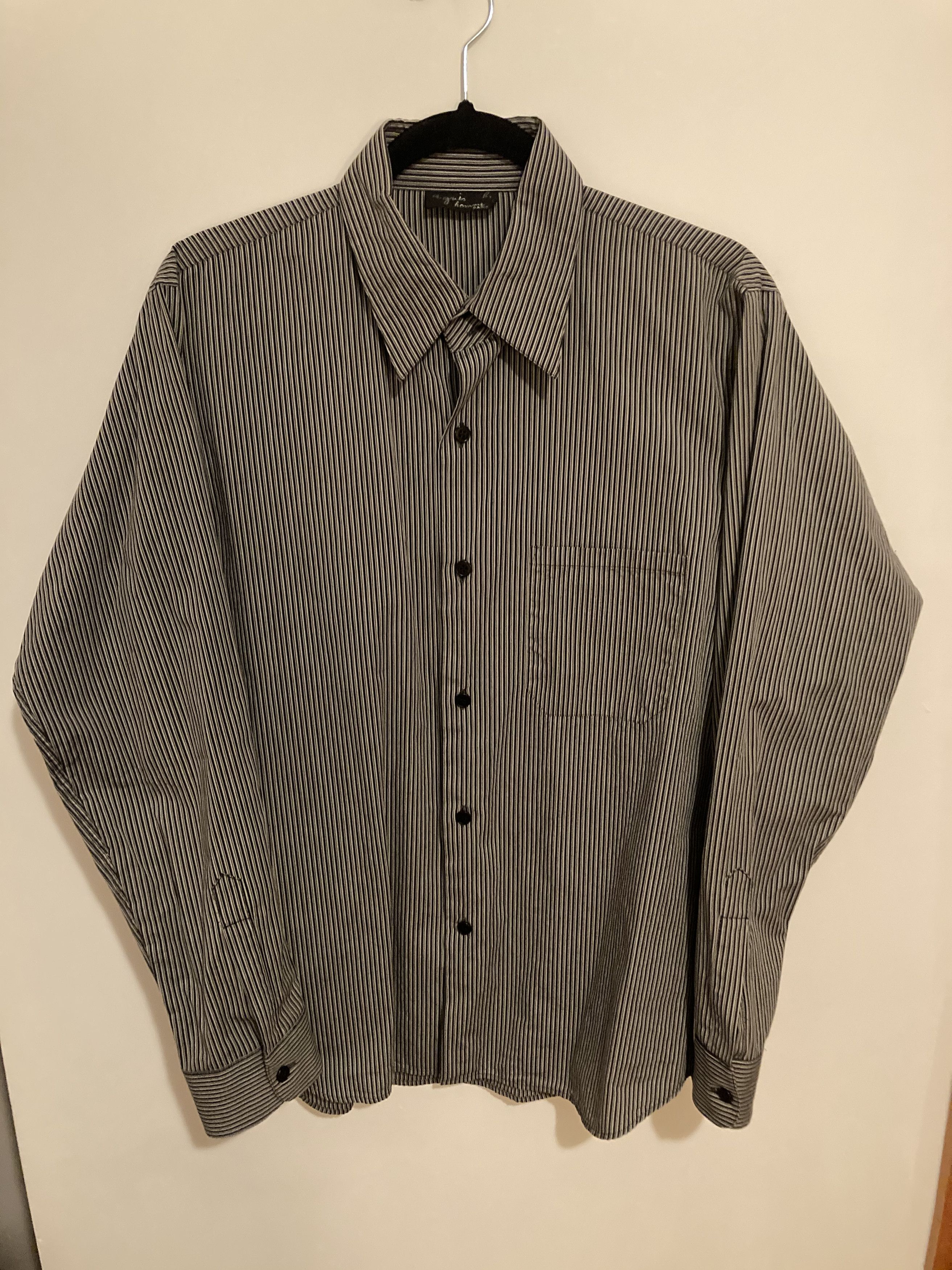 Agnes b. outlet Homme Short Sleeve Button up Shirt in Gray fits sz Medium