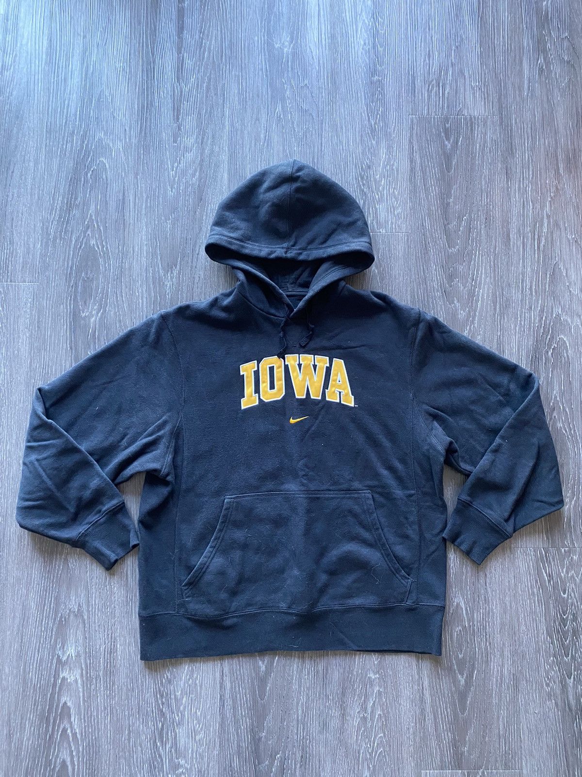 Nike Black Nike Center Swoosh IOWA College Hoodie Sweatshirt Size US M / EU 48-50 / 2 - 2 Thumbnail