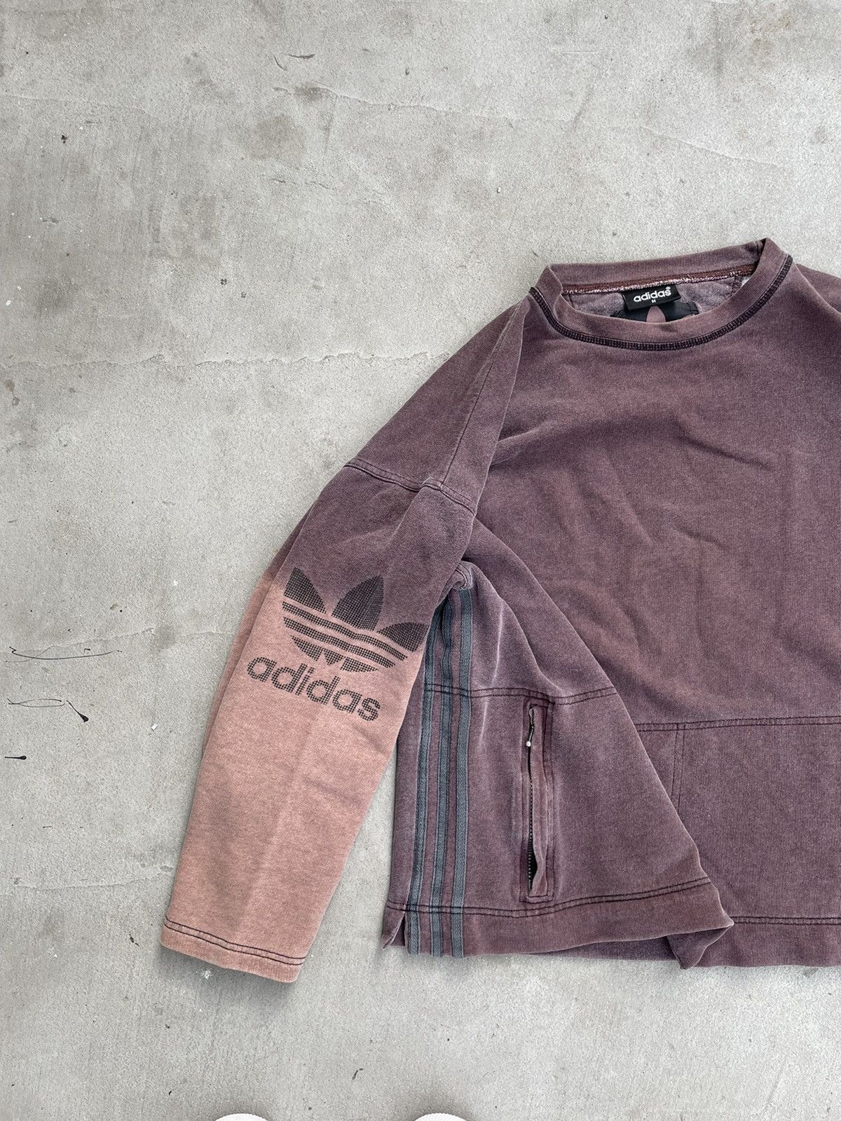 Adidas 80s Vintage Adidas Brown Faded Sweatshirt Size US M / EU 48-50 / 2 - 3 Thumbnail