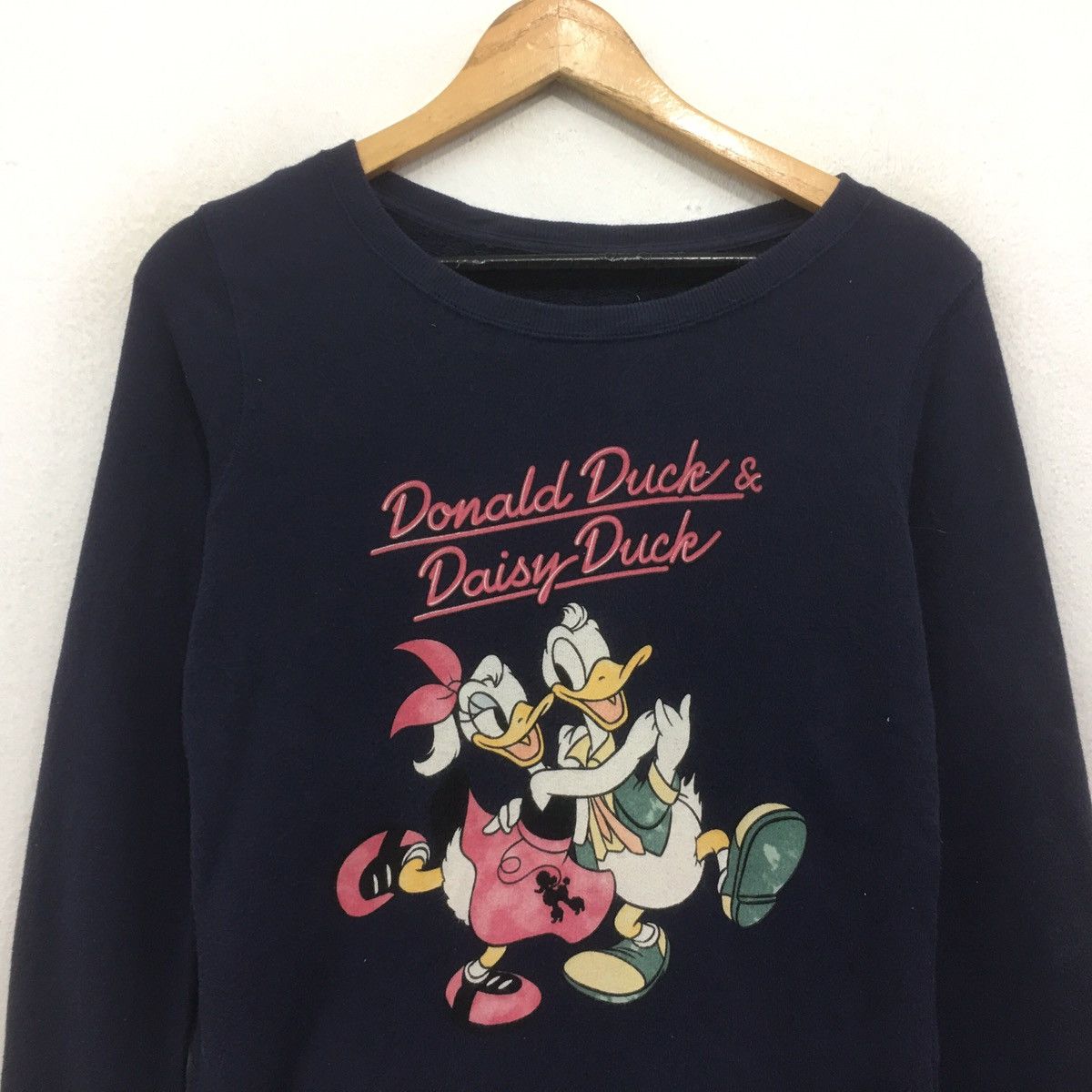 Donald Duck Sweatshirt Crewneck Donald Duck Daisy Duck