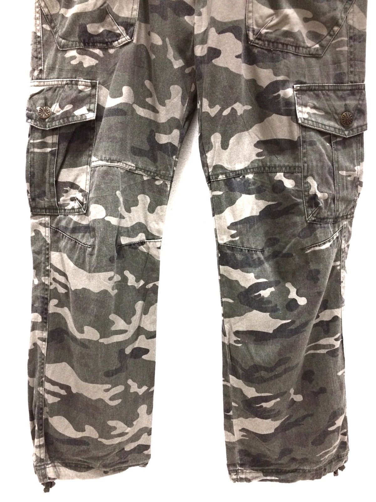Japanese Brand Japanese Brand Camouflage Army Tactical Parachute Cargo Pant Size US 32 / EU 48 - 3 Thumbnail