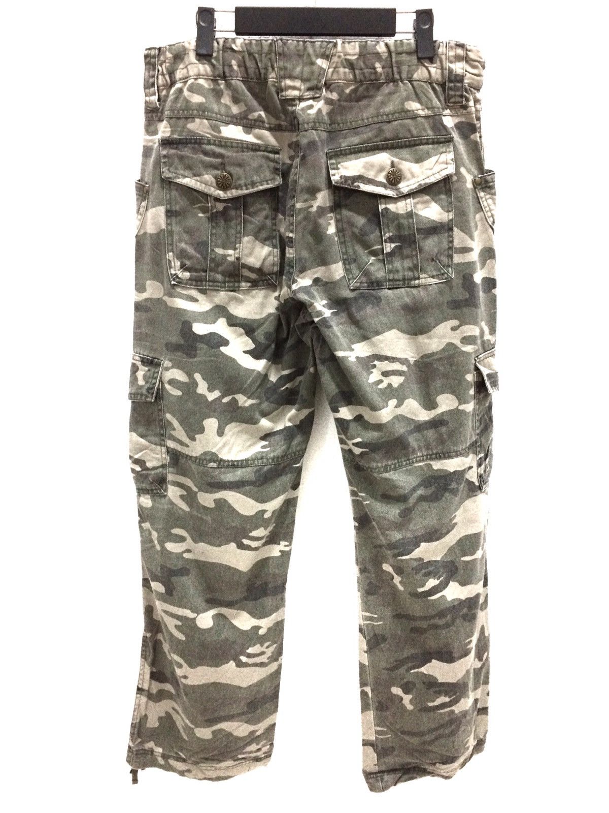 Japanese Brand Japanese Brand Camouflage Army Tactical Parachute Cargo Pant Size US 32 / EU 48 - 4 Thumbnail