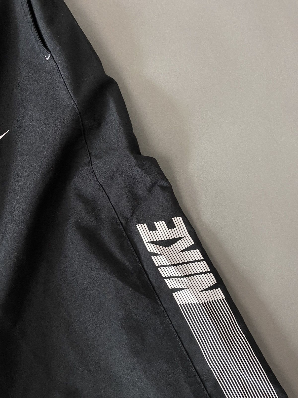 Nike × Vintage Nike vintage black track pants small swoosh spell out Size US 32 / EU 48 - 3 Thumbnail