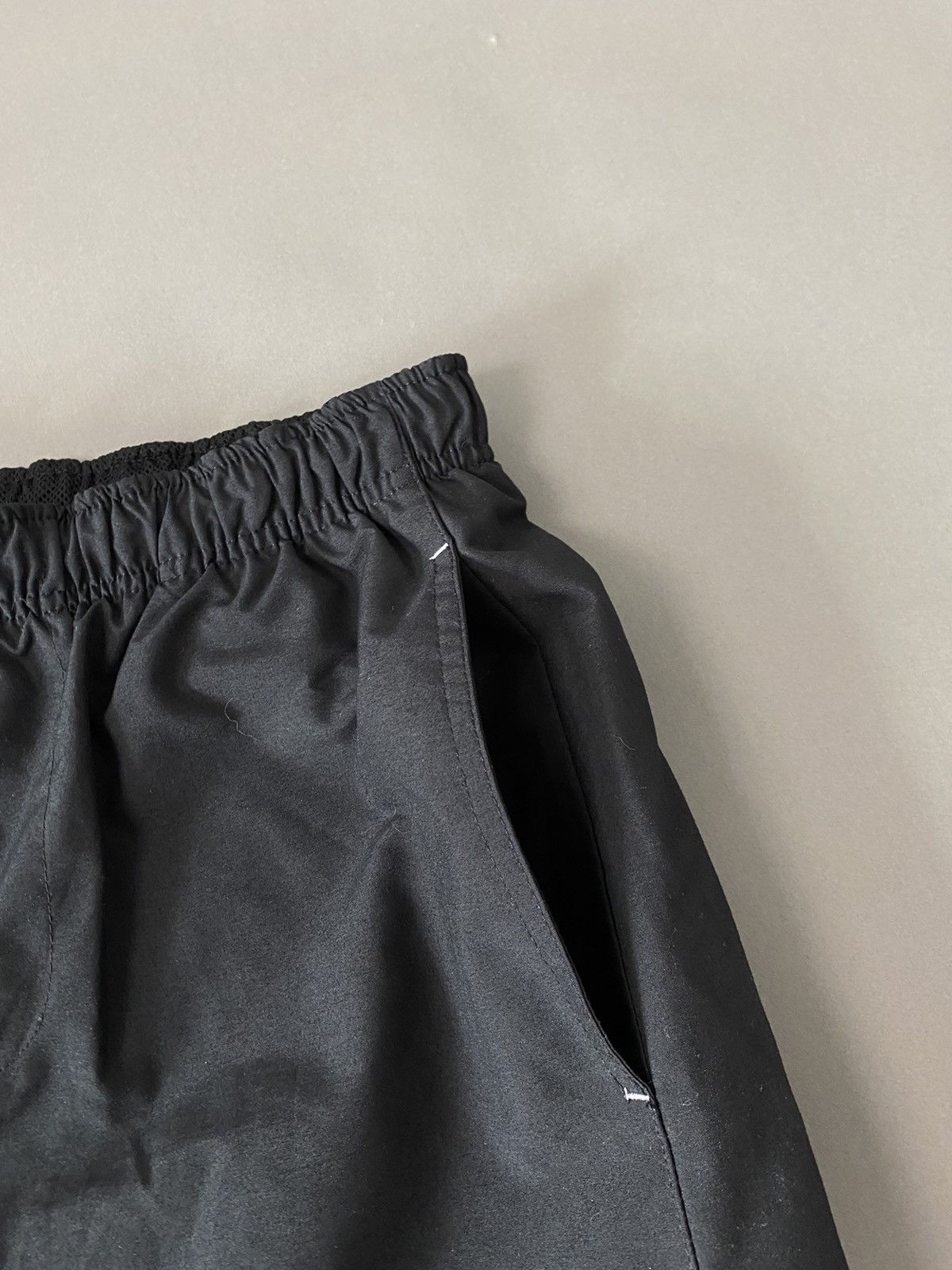 Nike × Vintage Nike vintage black track pants small swoosh spell out Size US 32 / EU 48 - 4 Thumbnail