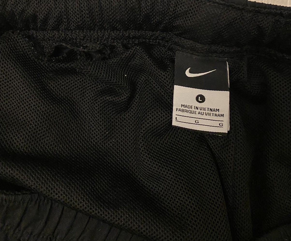 Nike × Vintage Nike vintage black track pants small swoosh spell out Size US 32 / EU 48 - 5 Thumbnail