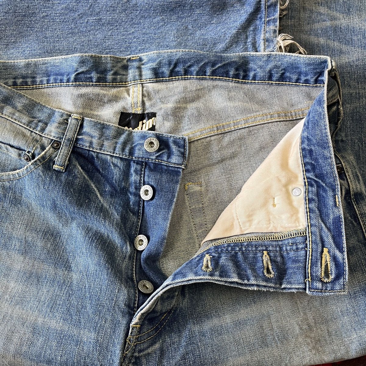 Fashion Victim Vintage Fashion Victim Denim Japan Ripped Leg Size US 34 / EU 50 - 18 Thumbnail
