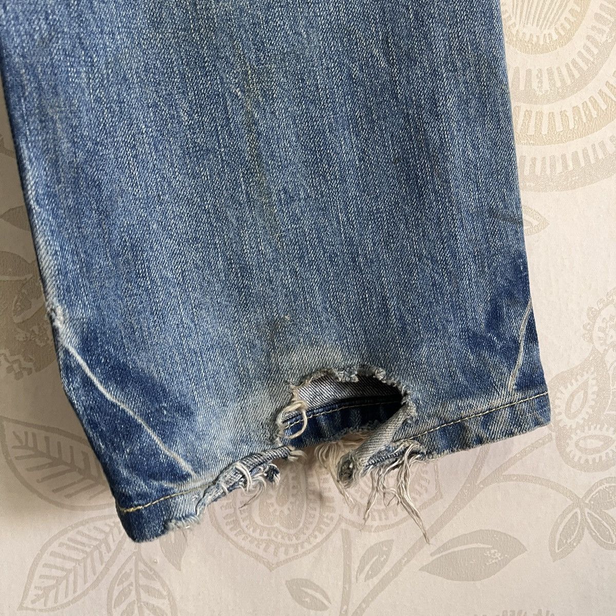 Fashion Victim Vintage Fashion Victim Denim Japan Ripped Leg Size US 34 / EU 50 - 16 Thumbnail