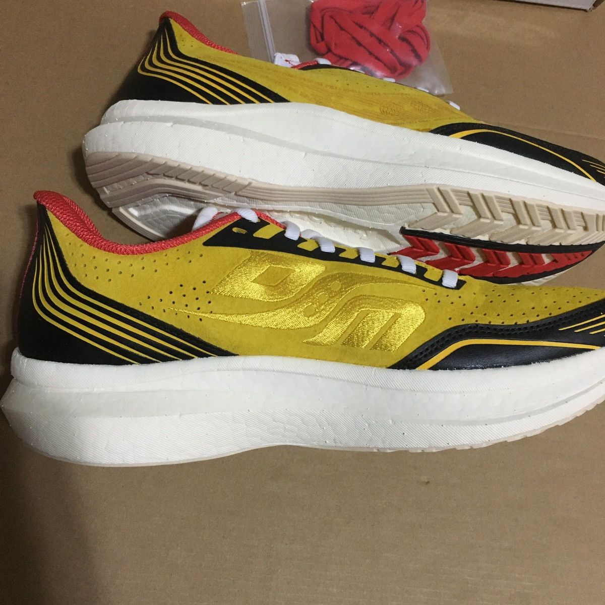 Diet Starts Monday × Saucony DSM Endorphin Pro Runner Size US 9 / EU 42 - 10 Thumbnail