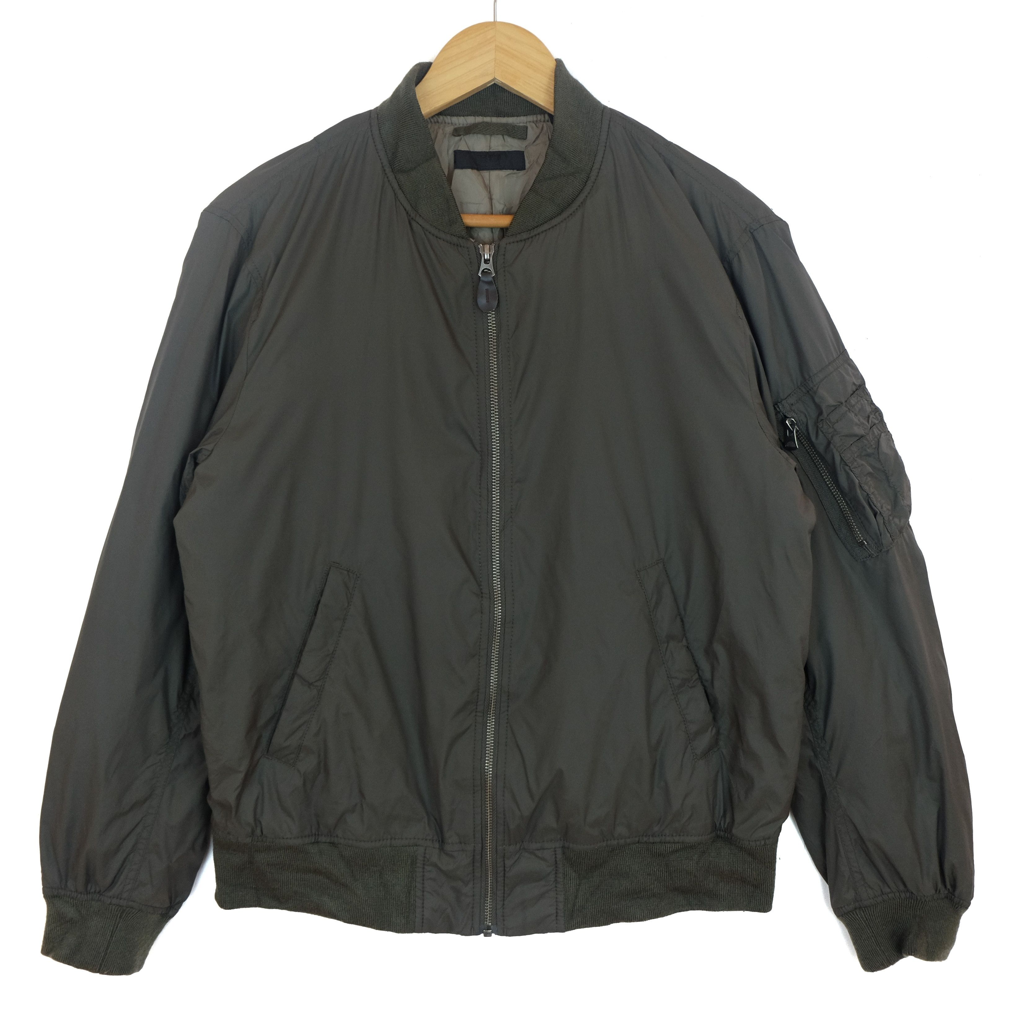 Japanese Brand UNIQLO Flight Bomber Jacket Ultra Thin Size US L / EU 52-54 / 3 - 3 Thumbnail