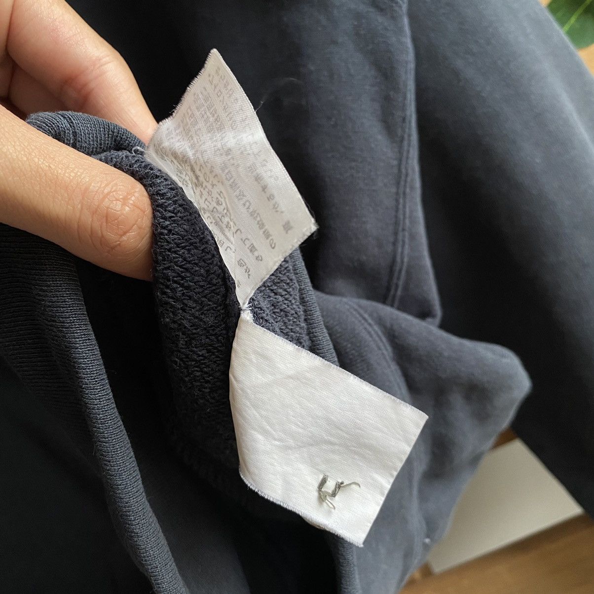 Comme des Garcons AD2003 Comme Des Garcons Tricot Cardigan Thrashed Faded Size US M / EU 48-50 / 2 - 7 Thumbnail